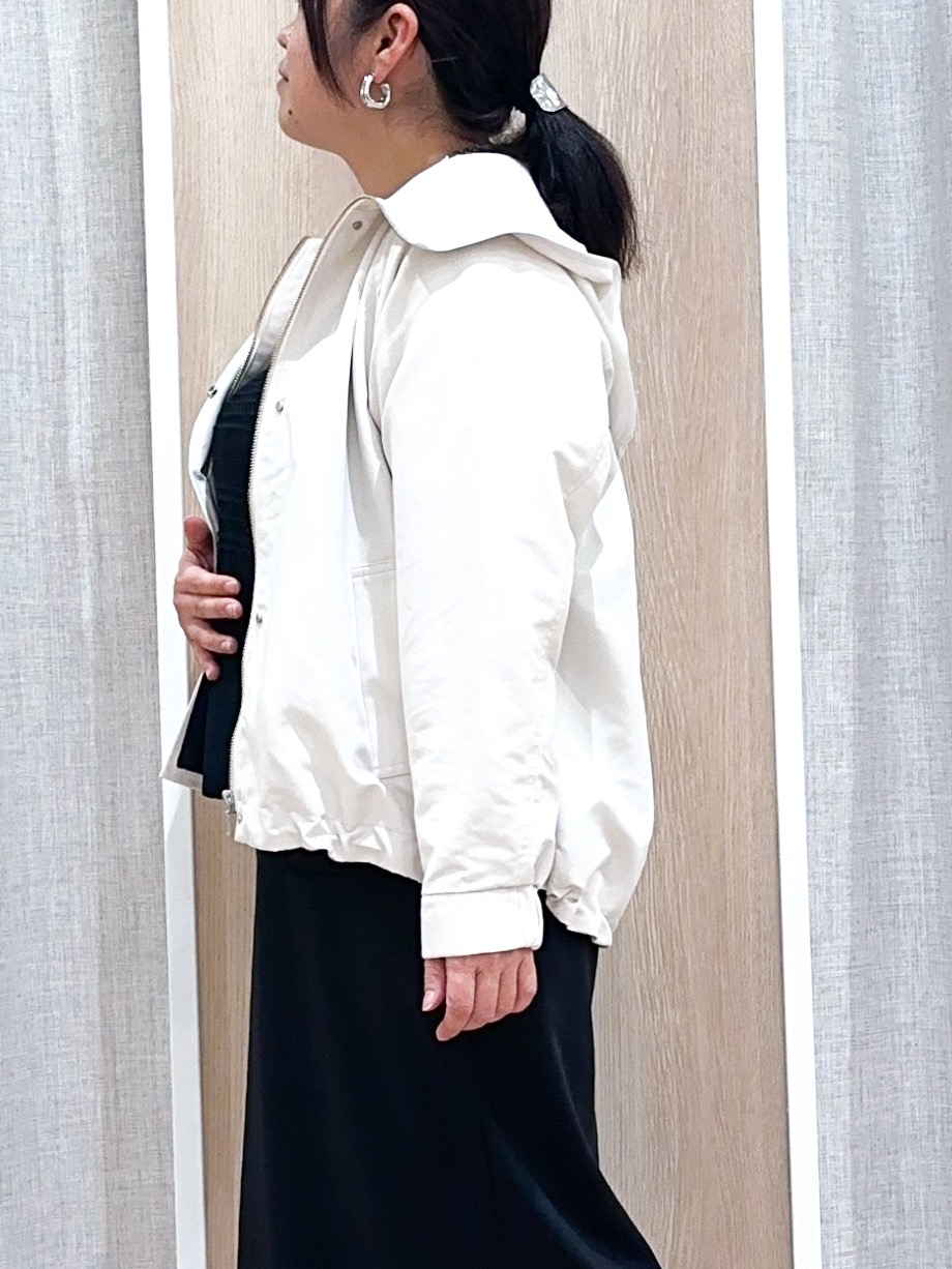 naoさんの「grove｜【貴島明日香さん着用】【撥水】きれいめに着こなせるマウンテンパーカ」を使ったコーディネート