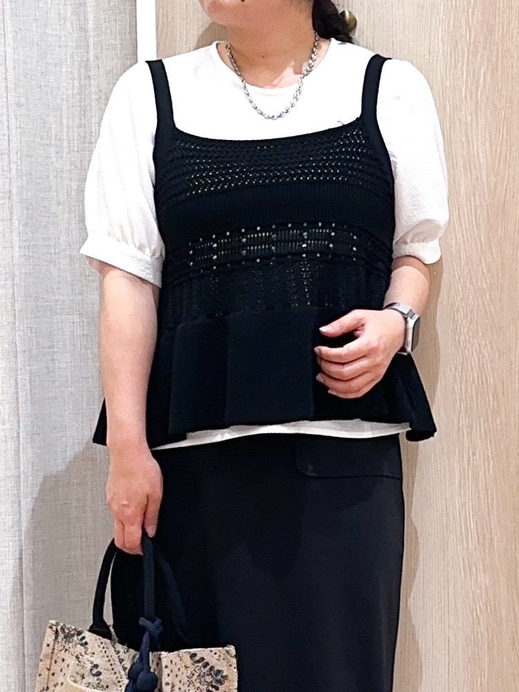 naoさんの「grove｜【貴島明日香さん着用】【撥水】きれいめに着こなせるマウンテンパーカ」を使ったコーディネート