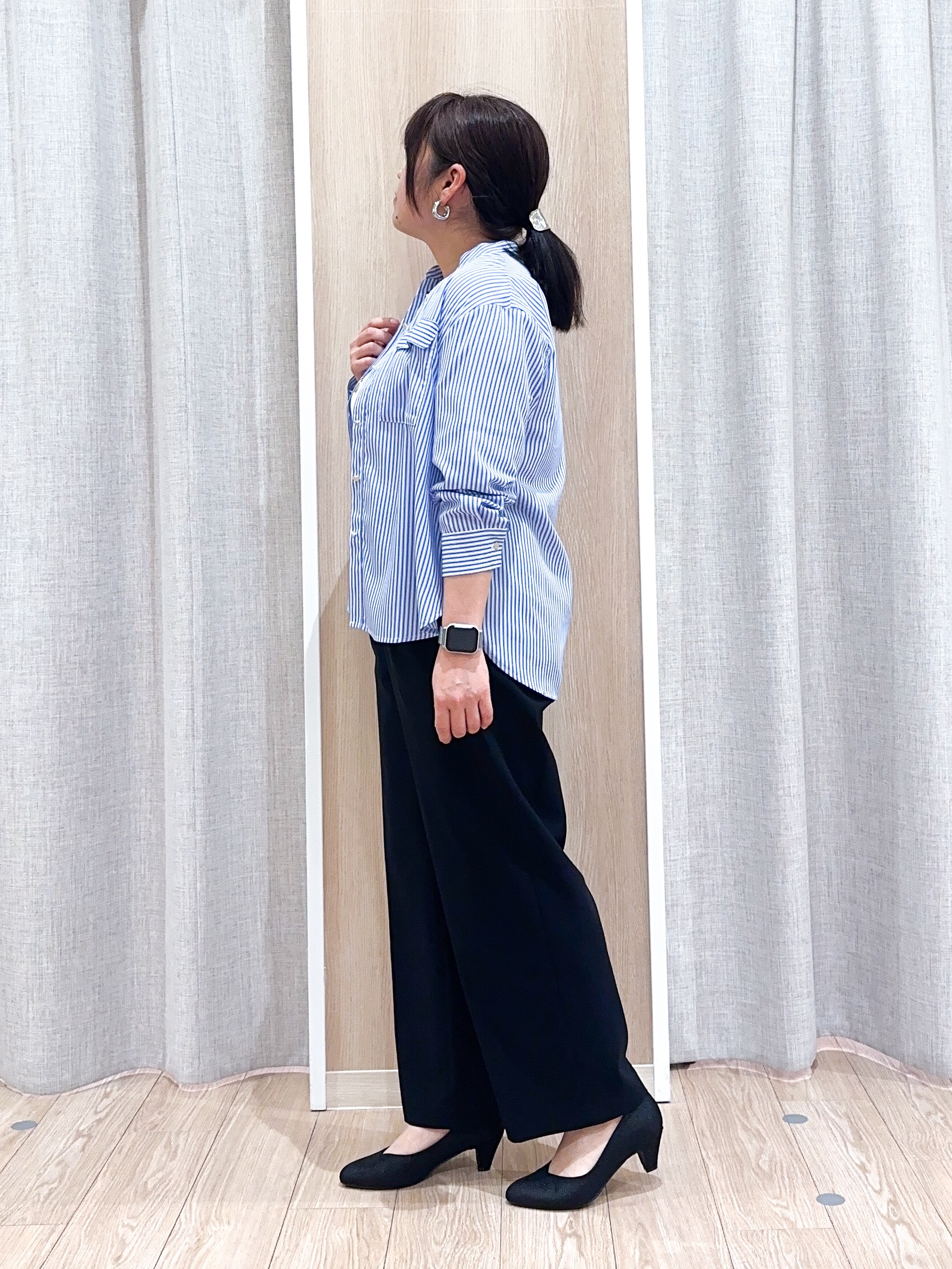 naoさんの「grove｜【貴島明日香さん着用】お仕事も普段も。今どきワークシャツブラウス」を使ったコーディネート