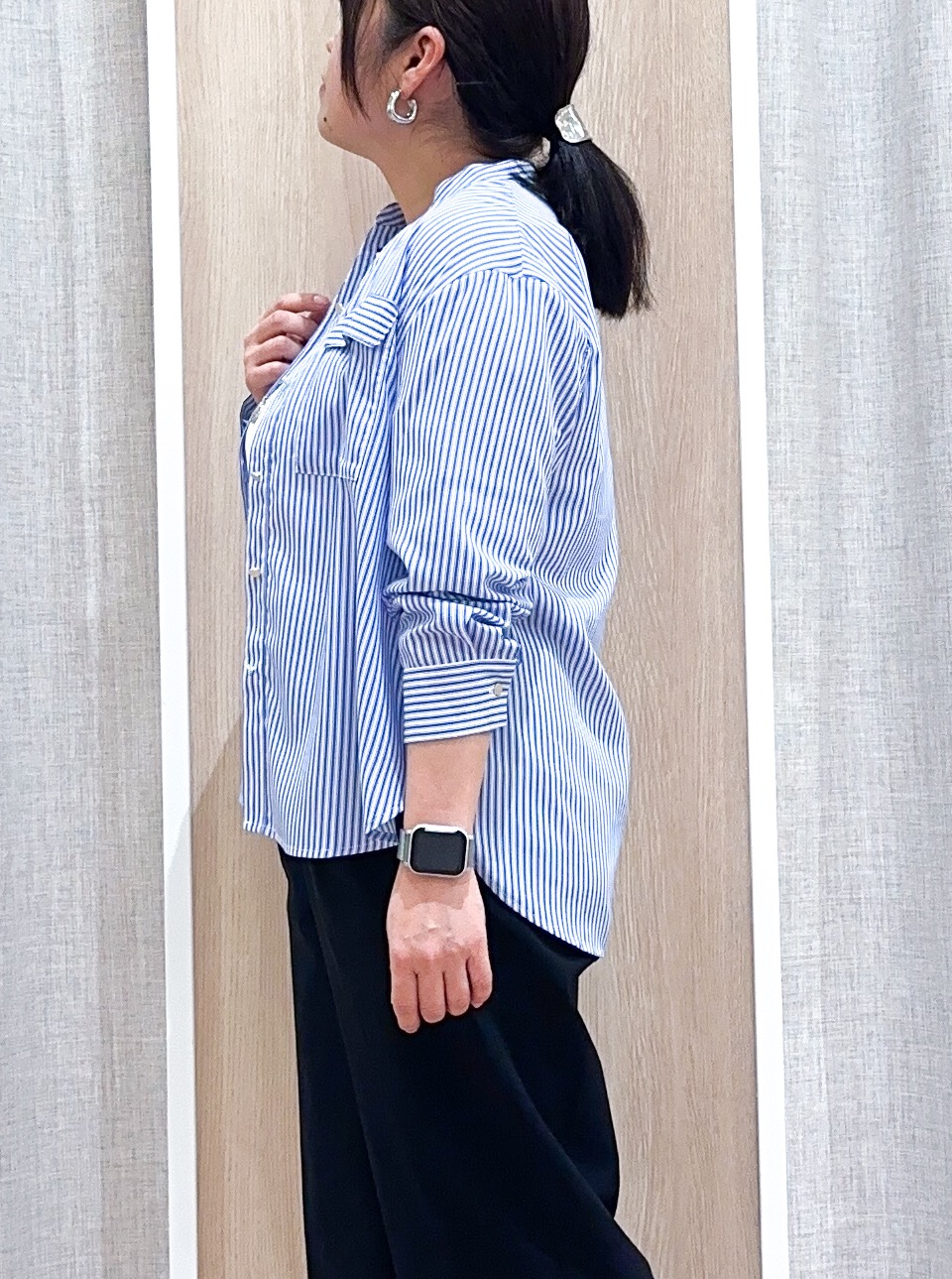 naoさんの「grove｜【貴島明日香さん着用】お仕事も普段も。今どきワークシャツブラウス」を使ったコーディネート