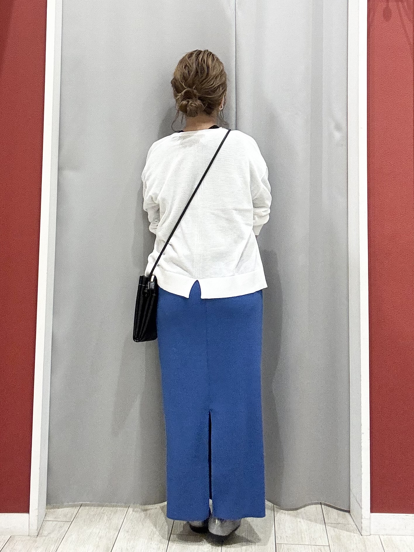 shioさんの「SHOO･LA･RUE｜【ひんやり/洗濯機可/S-LL】オンにもオフにも マルチに使えるボタンレスカーディガン」を使ったコーディネート