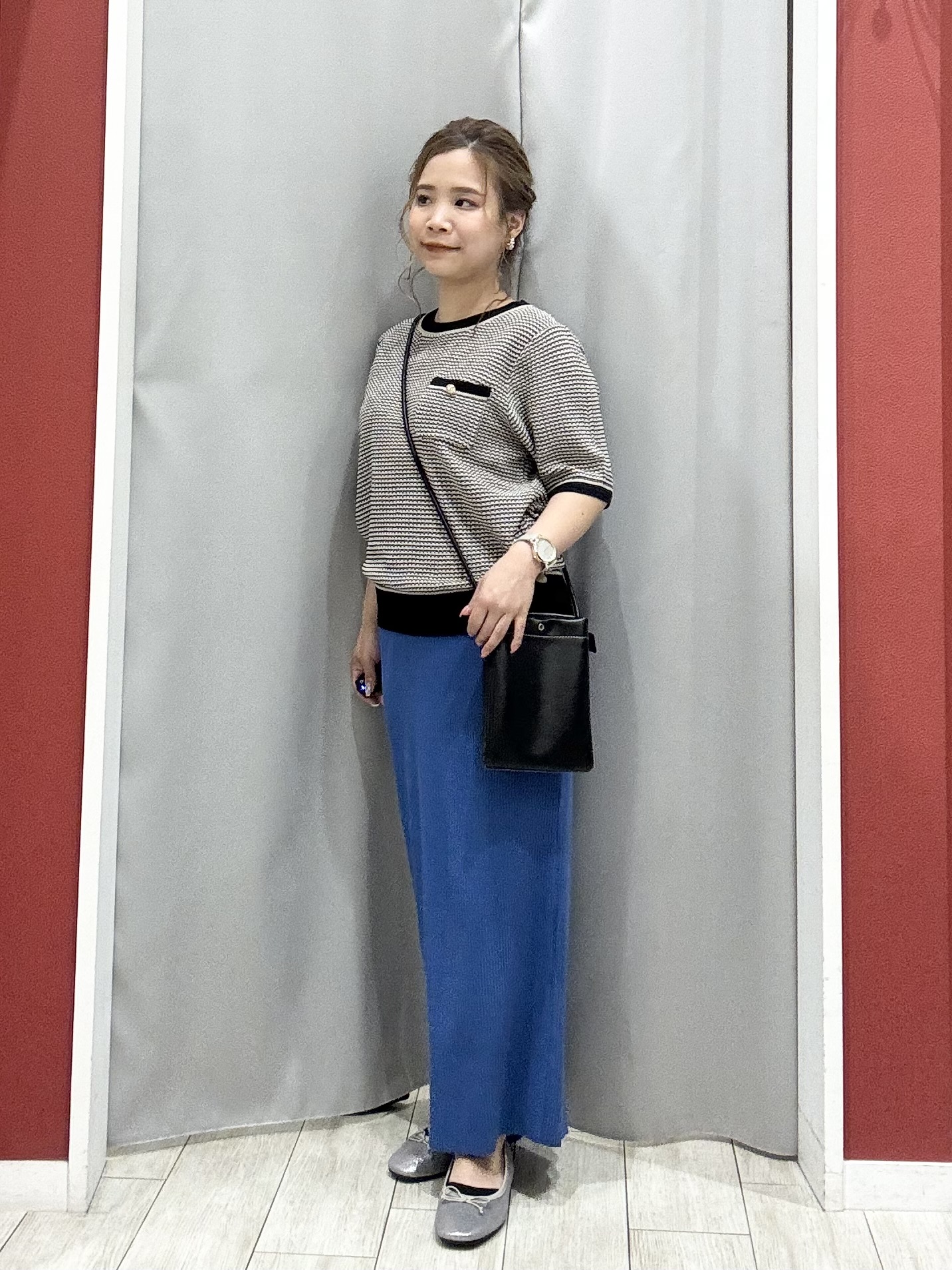 shioさんの「SHOO･LA･RUE｜【ひんやり/洗濯機可/S-LL】オンにもオフにも マルチに使えるボタンレスカーディガン」を使ったコーディネート