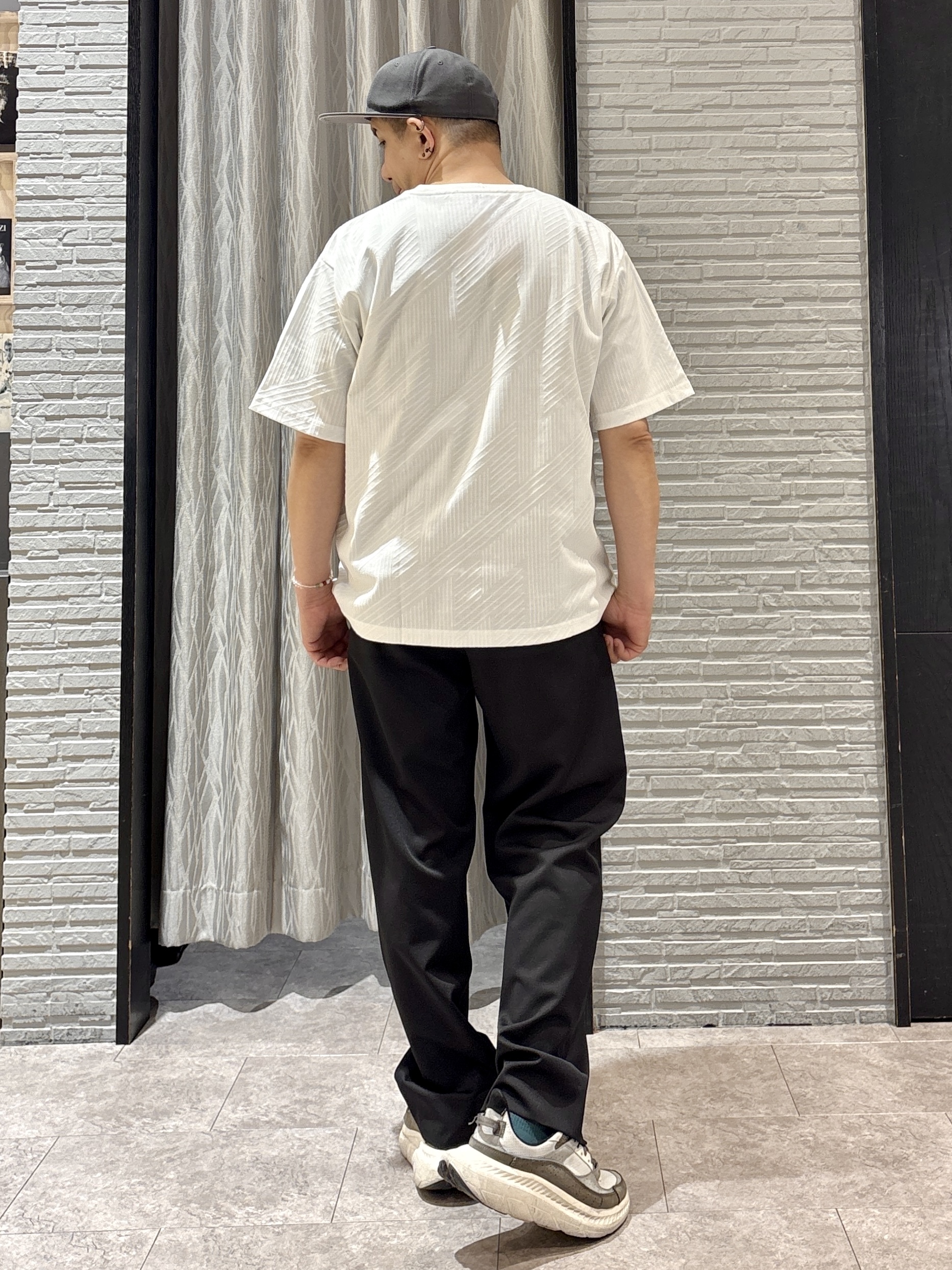 Pーyamaさんの「THE SHOP TK｜スエードタッチカーディガン 洗濯機OK」を使ったコーディネート