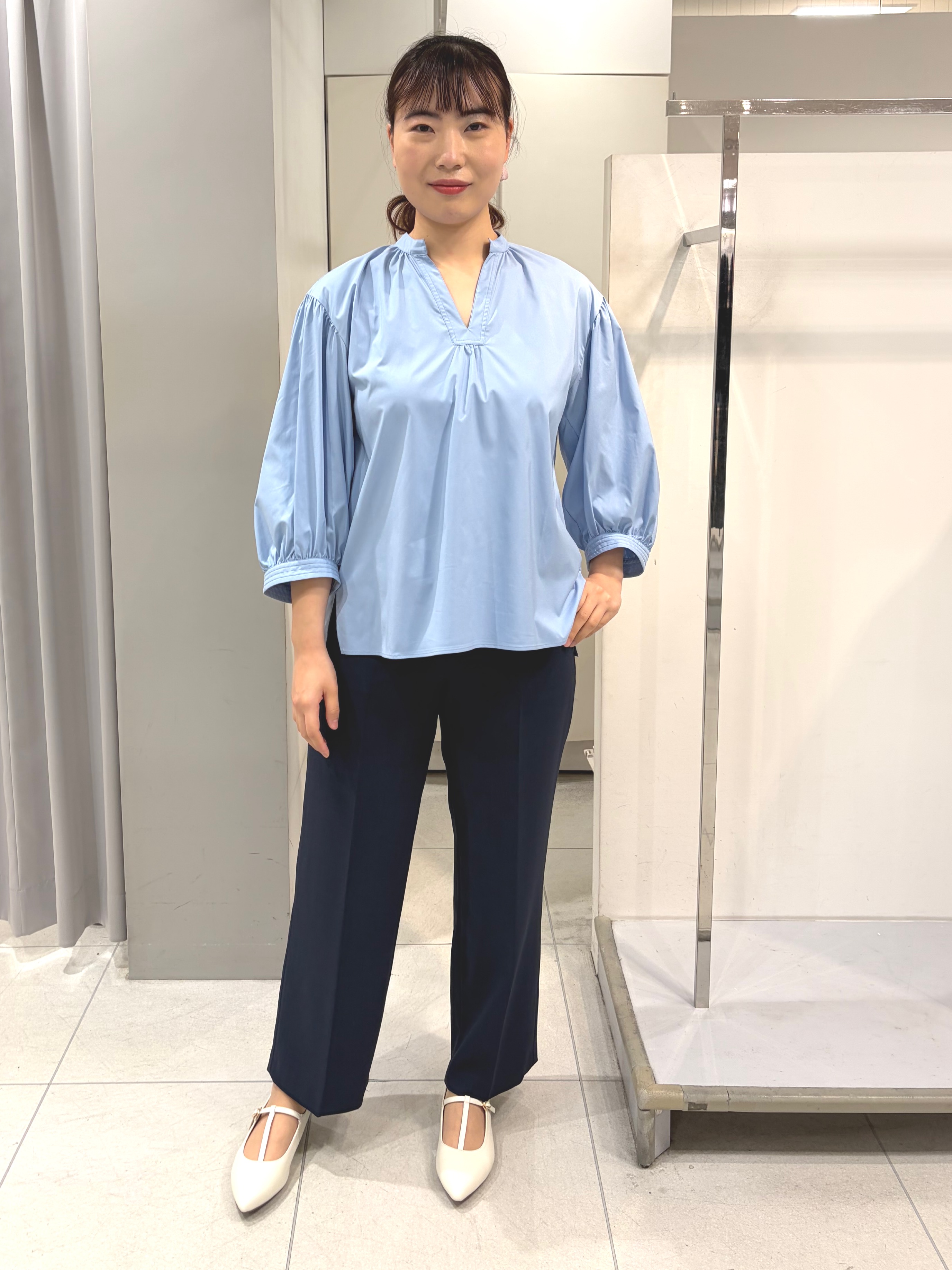 AZUSAさんの「Reflect｜ボリュームスリーブプルオーバーブラウス」を使ったコーディネート