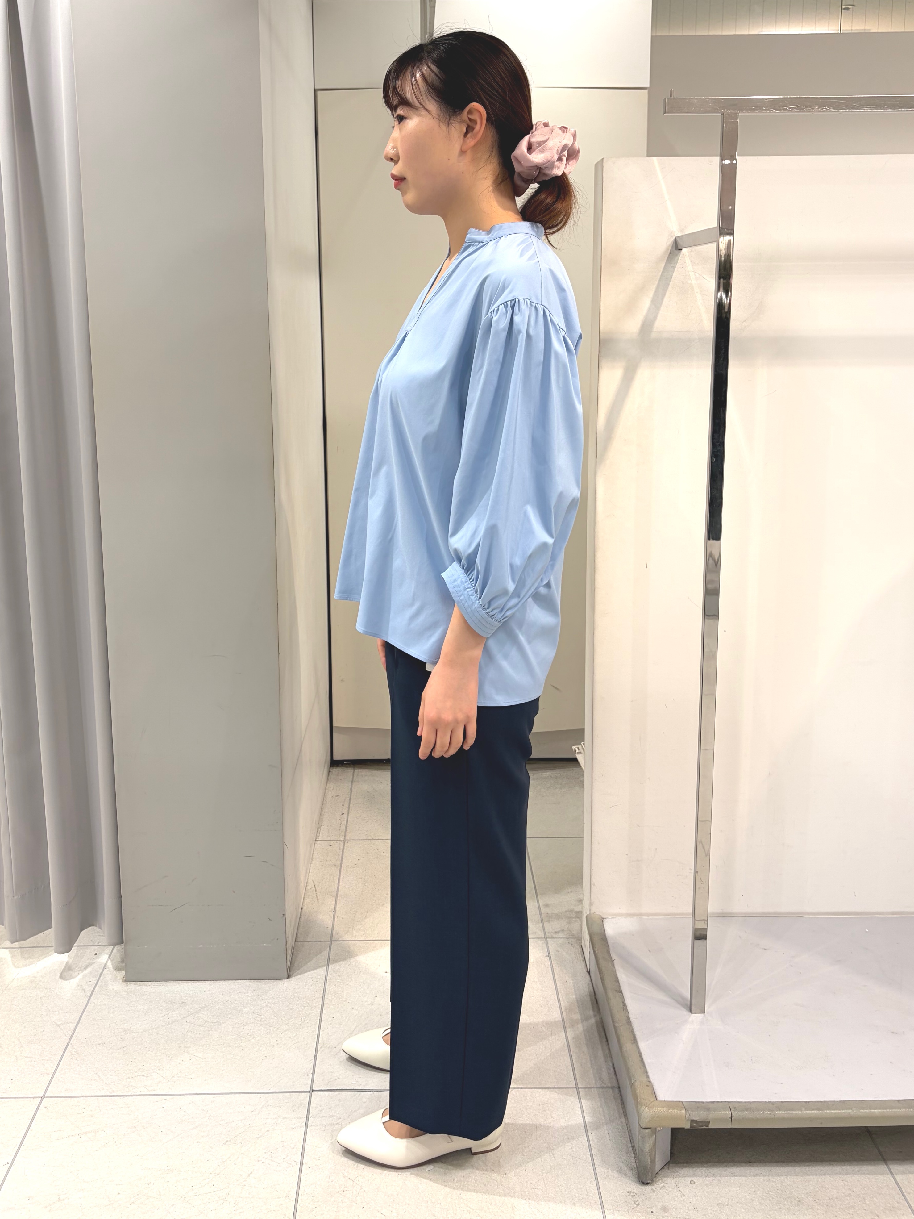 AZUSAさんの「Reflect｜ボリュームスリーブプルオーバーブラウス」を使ったコーディネート
