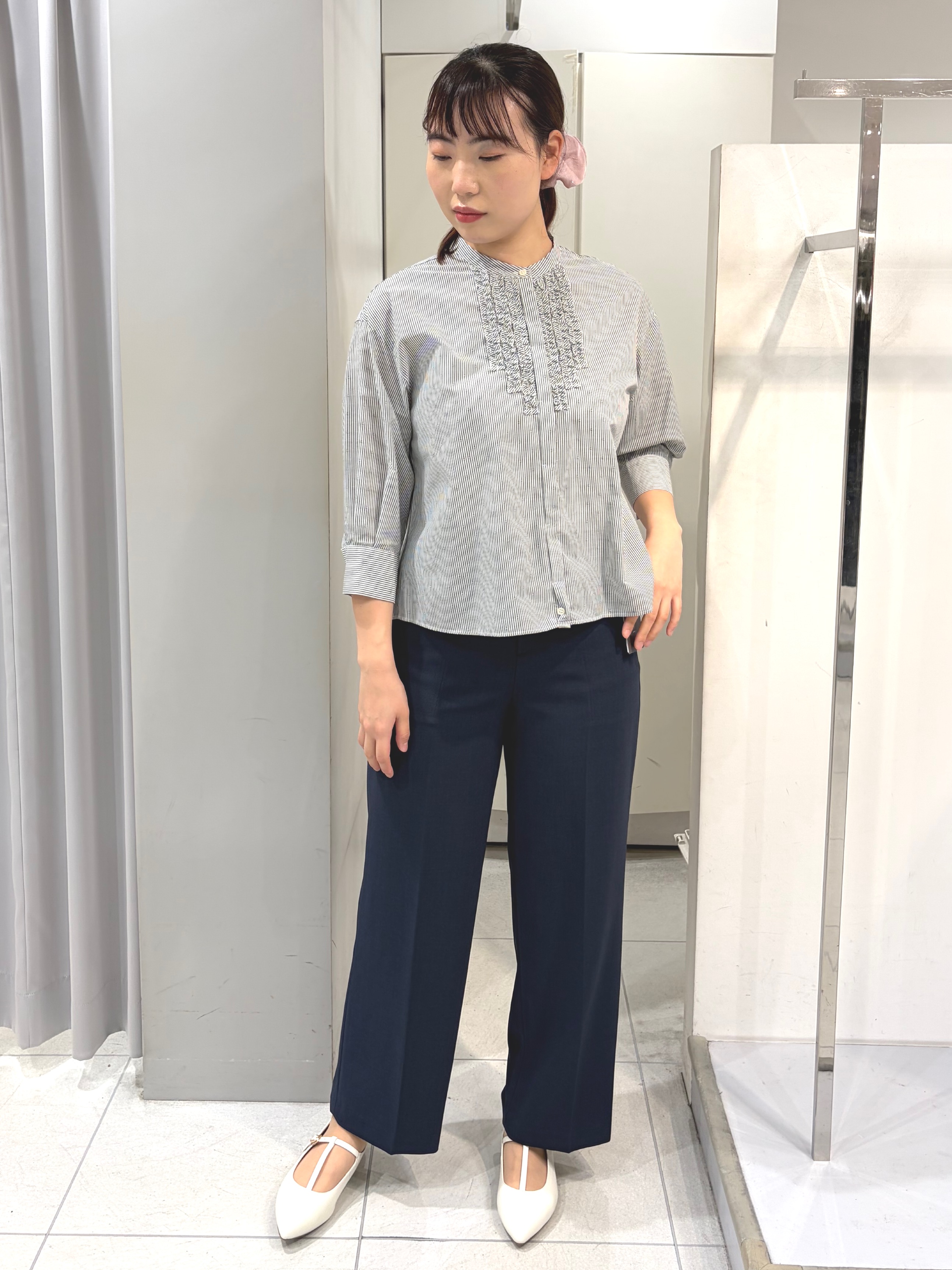 AZUSAさんの「Reflect｜【接触冷感】八分袖フロントフリルブラウス」を使ったコーディネート