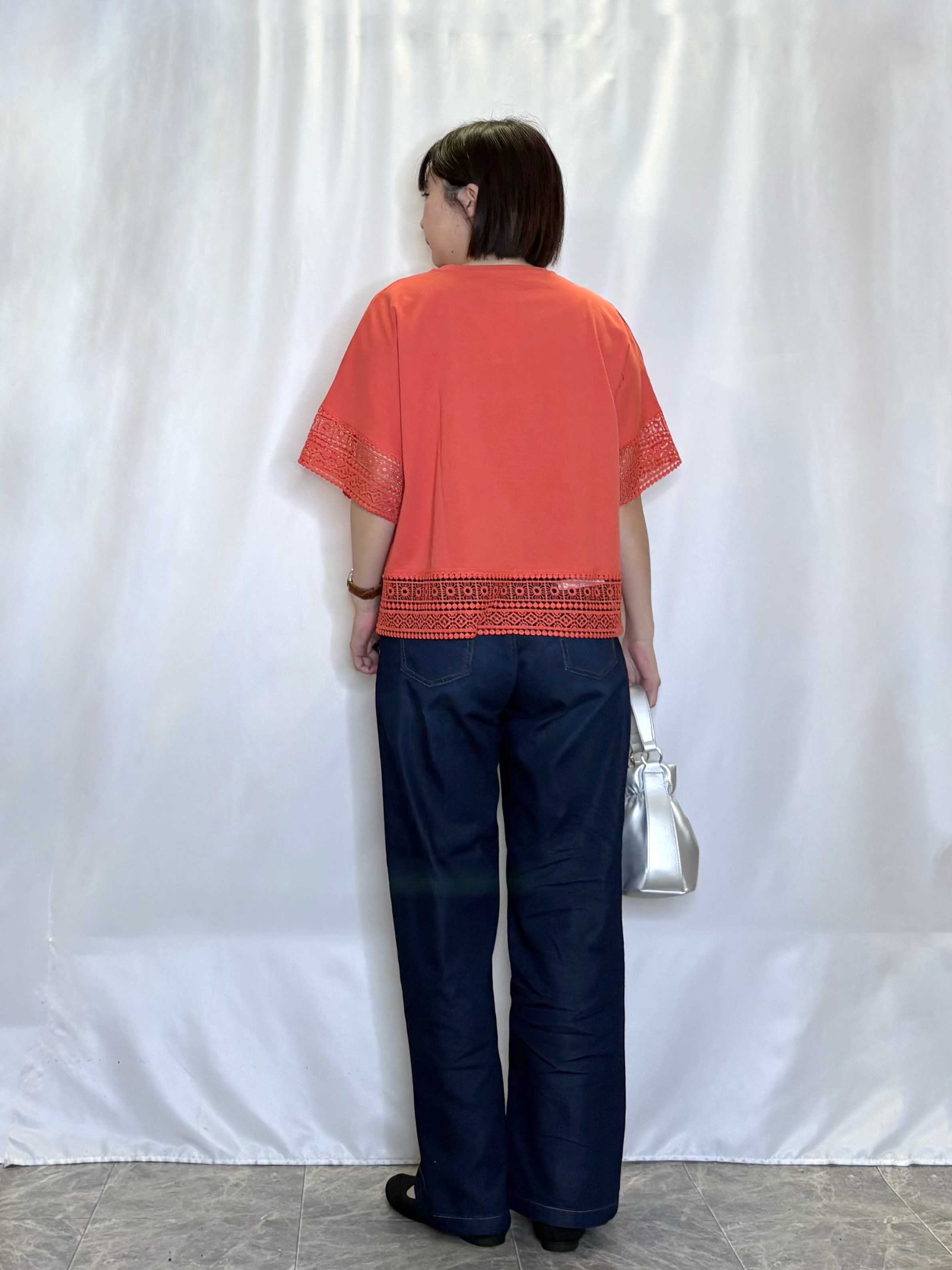 ネリさんの「SHOO･LA･RUE｜【洗濯機可/ひんやり/体型カバー/S-LL】レース使いがポイント デザインTシャツ」を使ったコーディネート