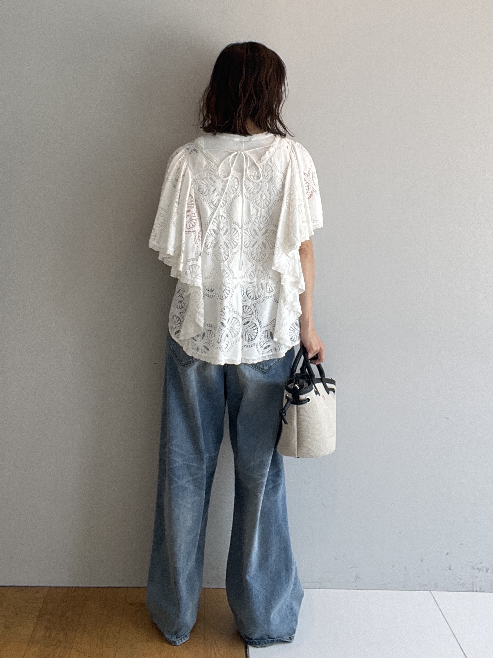 misaさんの「DRESSTERIOR｜ラッセルレース ブラウス」を使ったコーディネート