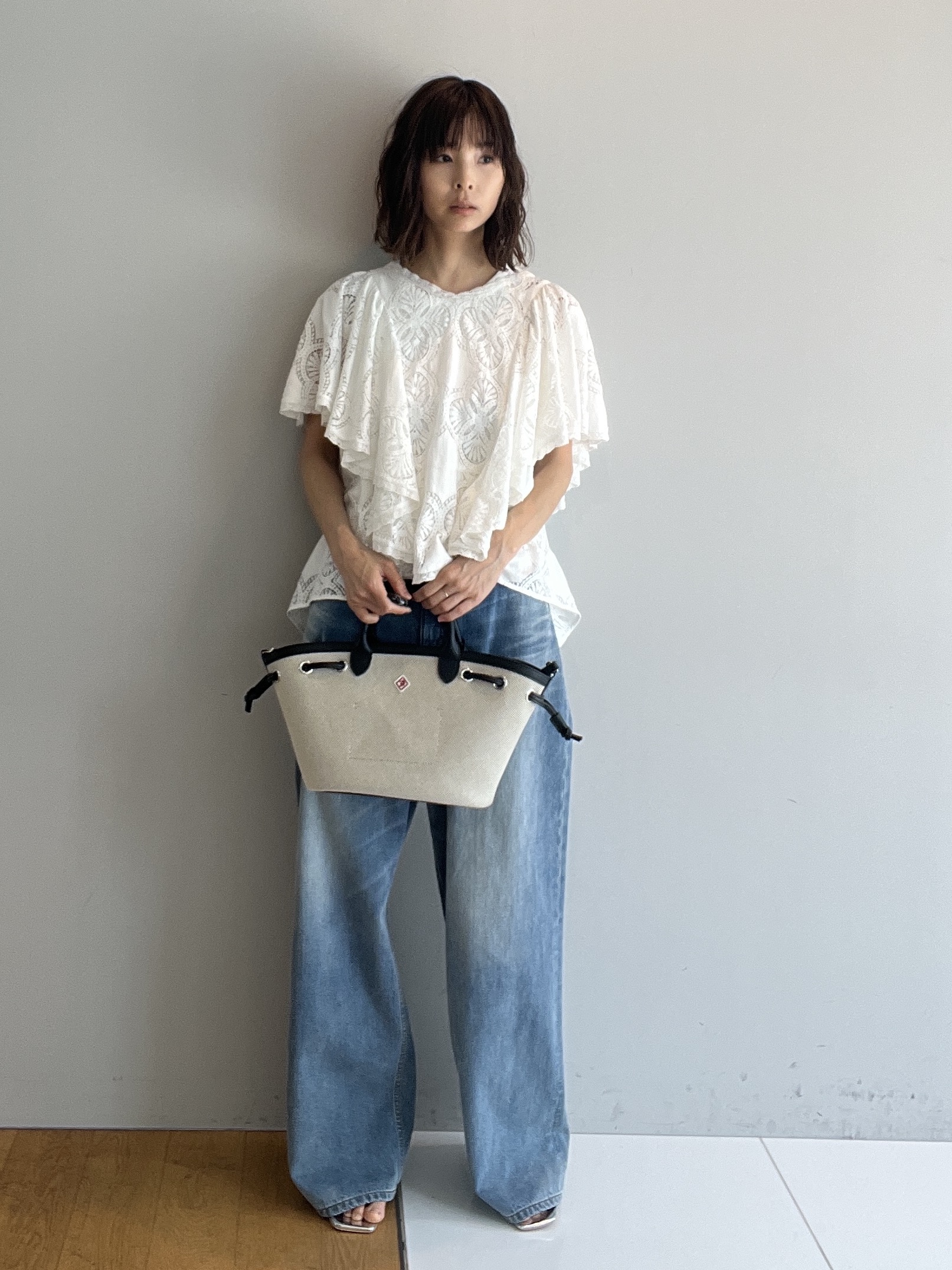 misaさんの「DRESSTERIOR｜ラッセルレース ブラウス」を使ったコーディネート