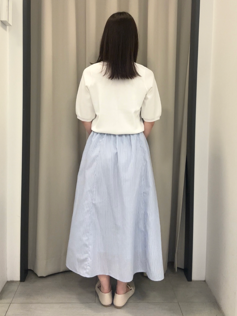 Nao さんの「grove｜【シリーズ累計36万枚/UVカット・ひんやり・洗濯機OK】やわらかドライタッチ 五分袖クルーネックニ」を使ったコーディネート