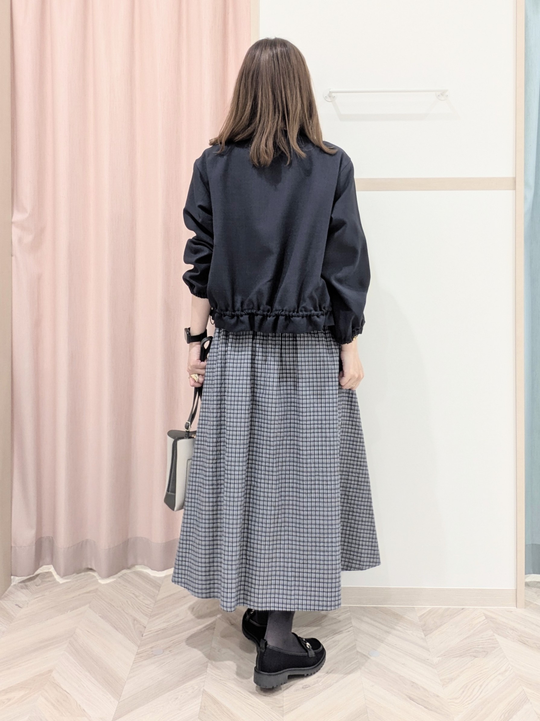miyuさんの「SHOO･LA･RUE｜【S-LL】スタイルアップを叶える　大人のドロストブルゾン」を使ったコーディネート