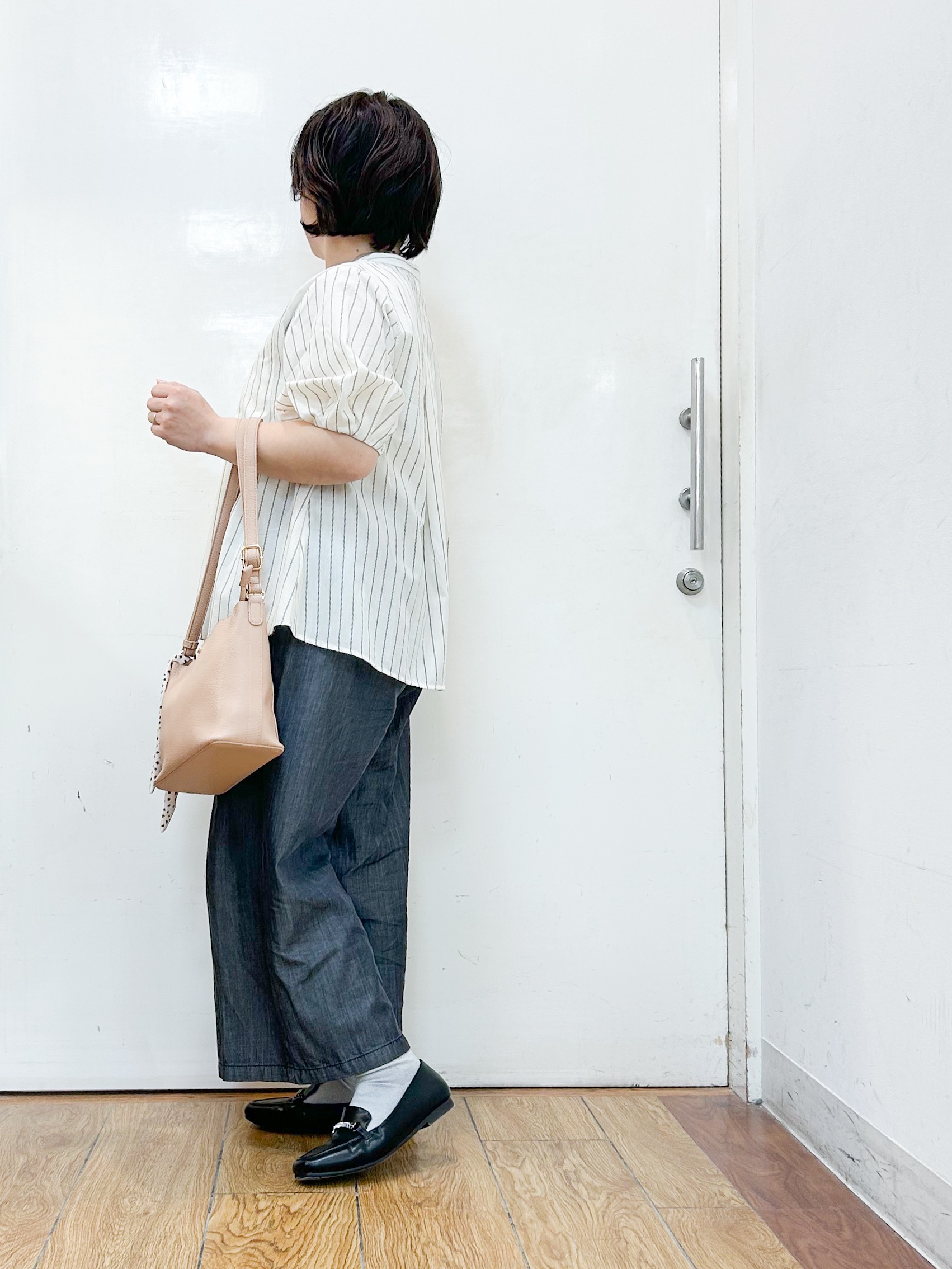 haruさんの「SHOO･LA･RUE｜【高レビュー/洗濯後しわになりにくい/インせず着られる】自然に体型カバー 麻調ペプラムブラウス」を使ったコーディネート