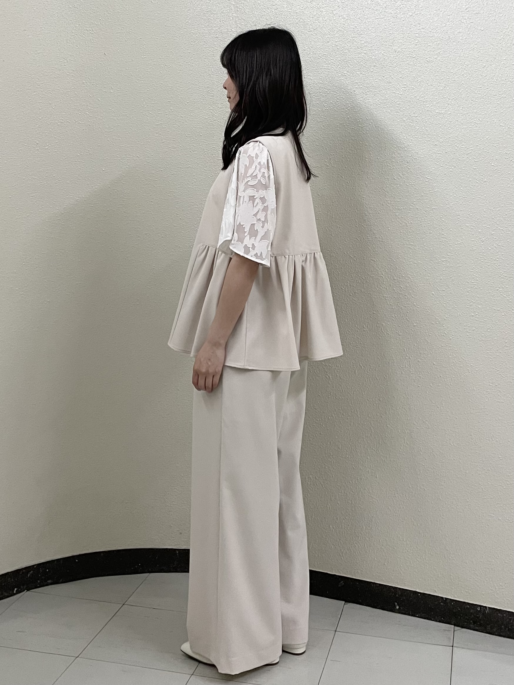 Ayaさんの「Reflect｜【単品使い◎】ペプラムベスト＋リラクシーパンツセット」を使ったコーディネート