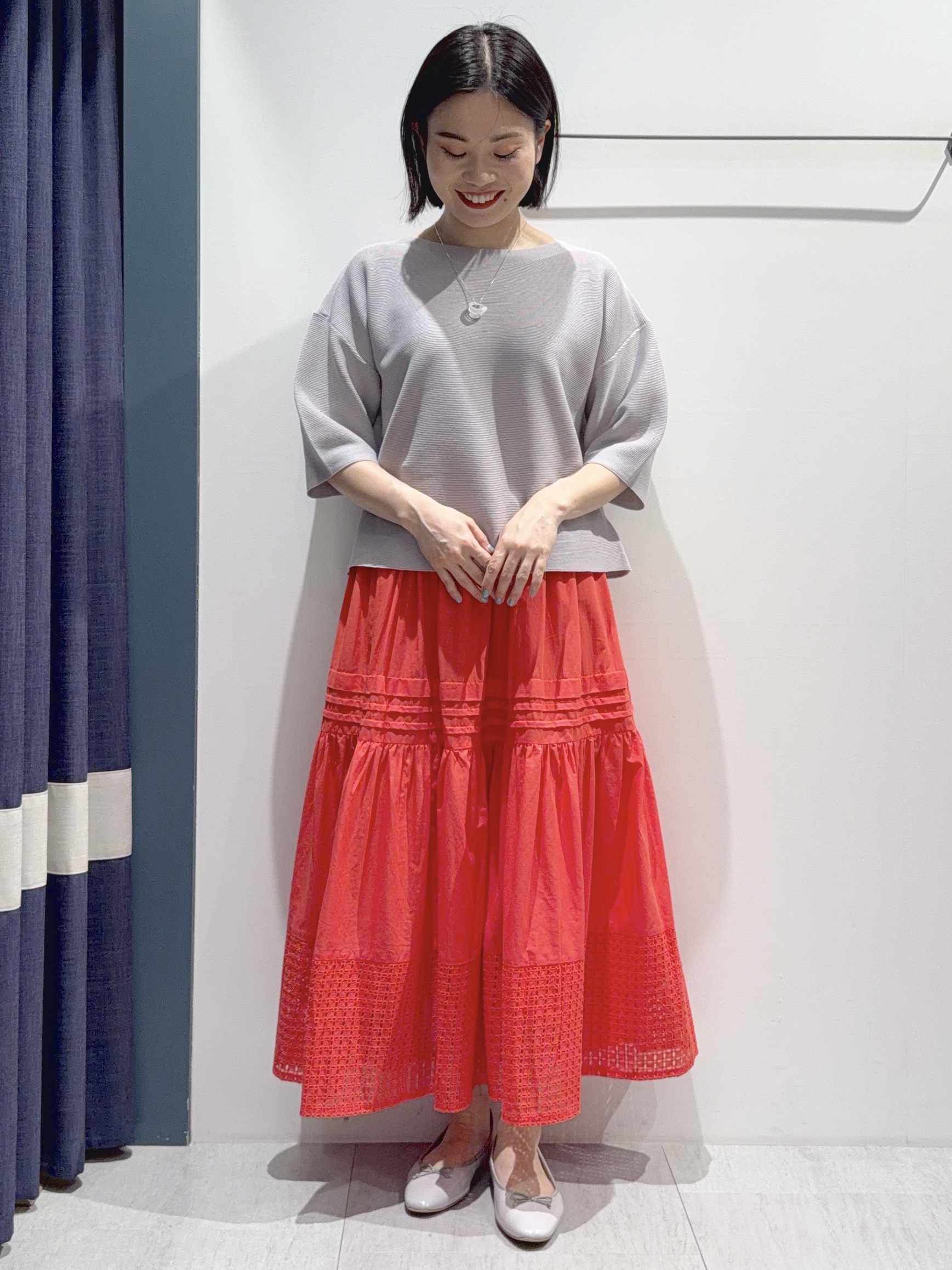 あんりさんの「grove｜【貴島明日香さん着用】【撥水】きれいめに着こなせるマウンテンパーカ」を使ったコーディネート