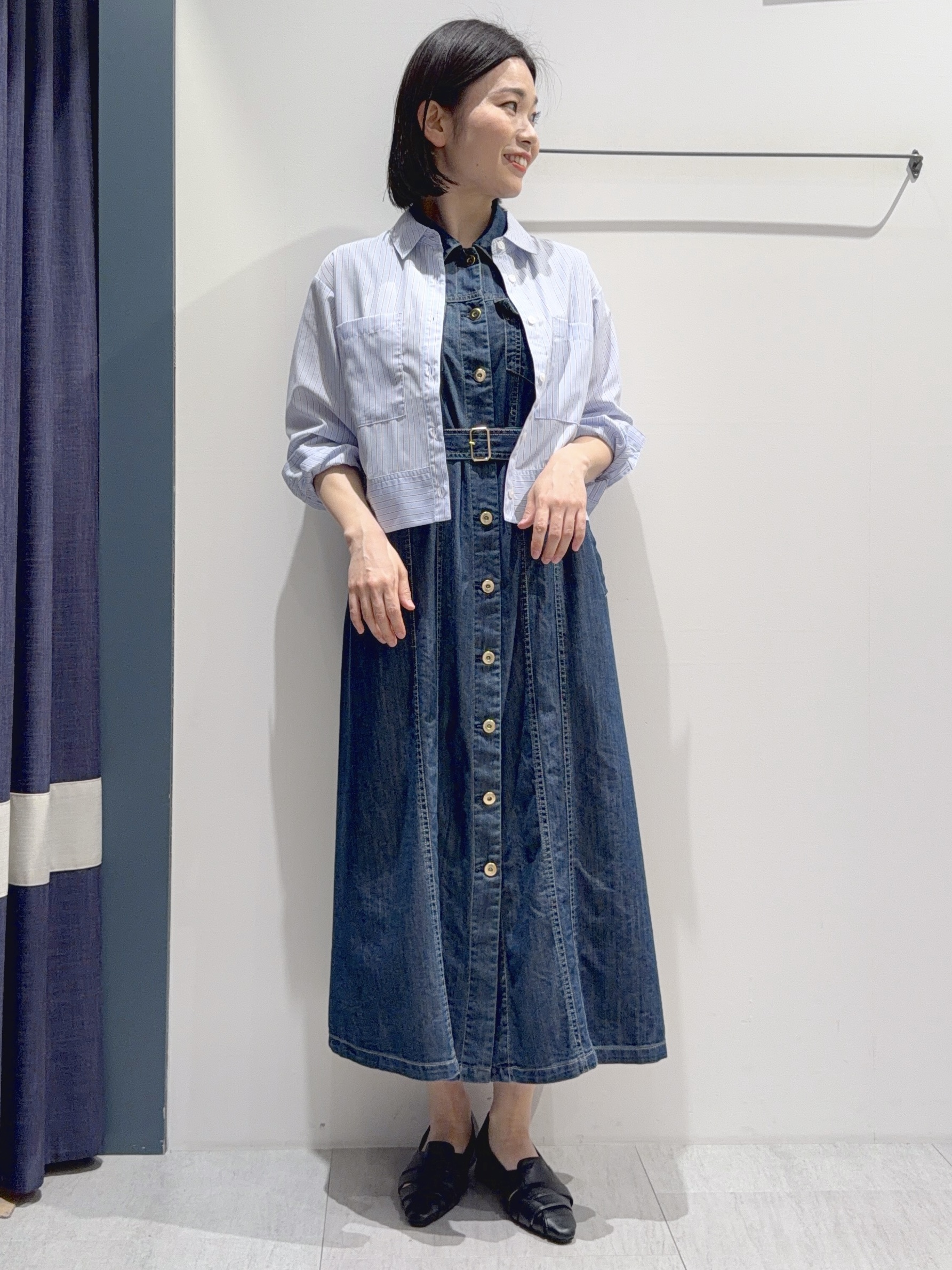 あんりさんの「grove｜【貴島明日香さん着用／イージーケア／接触冷感】麻混クロップドシャツ」を使ったコーディネート