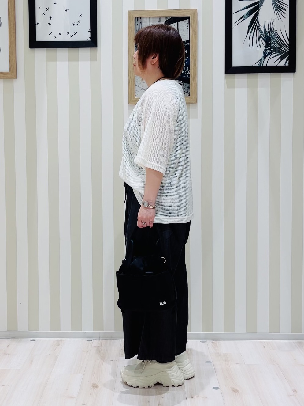 ma_miさんの「SHOO･LA･RUE｜【S-LL】シアーワッフル ラグラン5分袖ゆるTシャツ」を使ったコーディネート