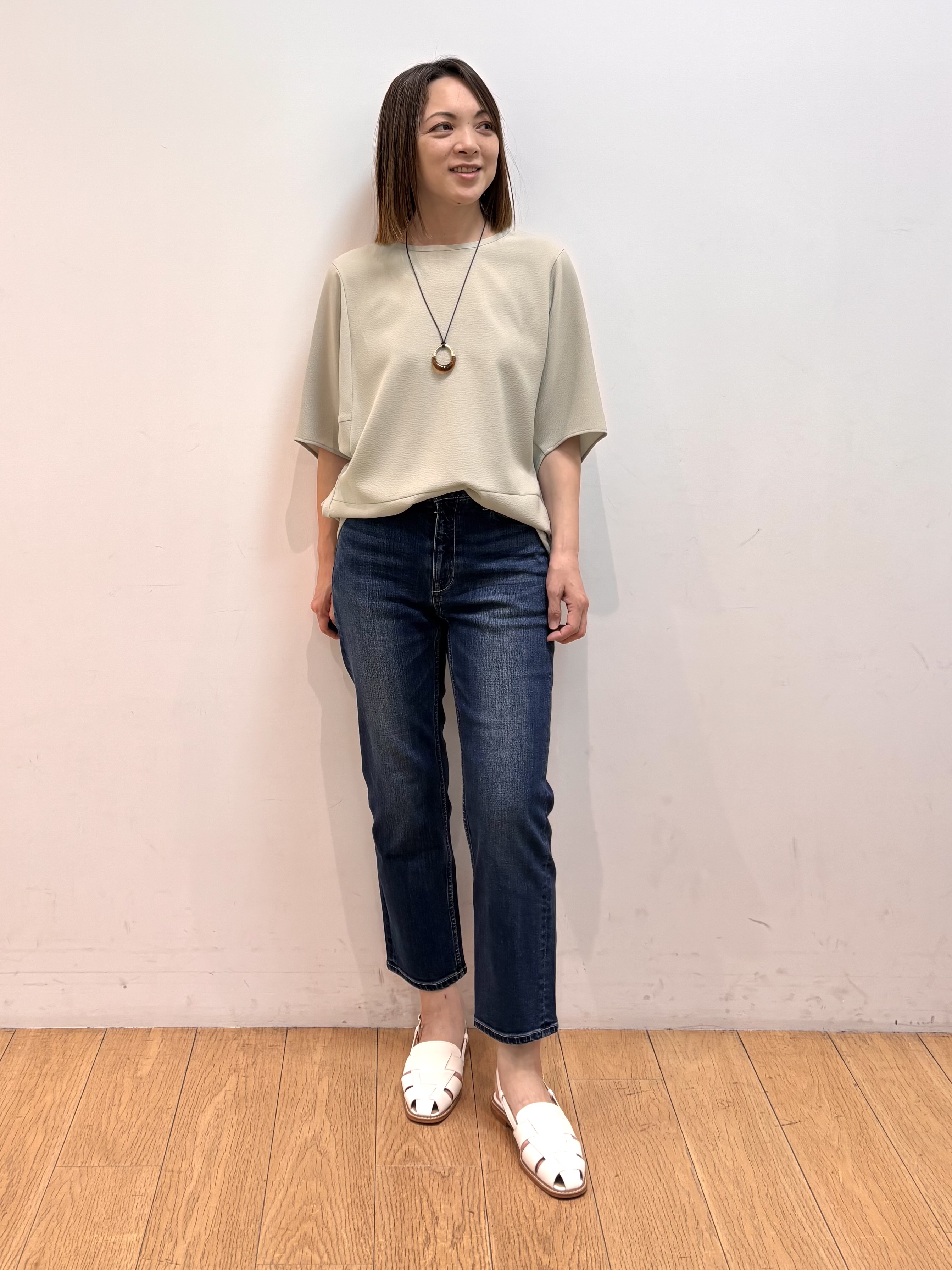 mikkoさんの「INDIVI｜【洗える／2WAY／裾ドロスト付き】 ドルマンスリーブチュニックトップス」を使ったコーディネート