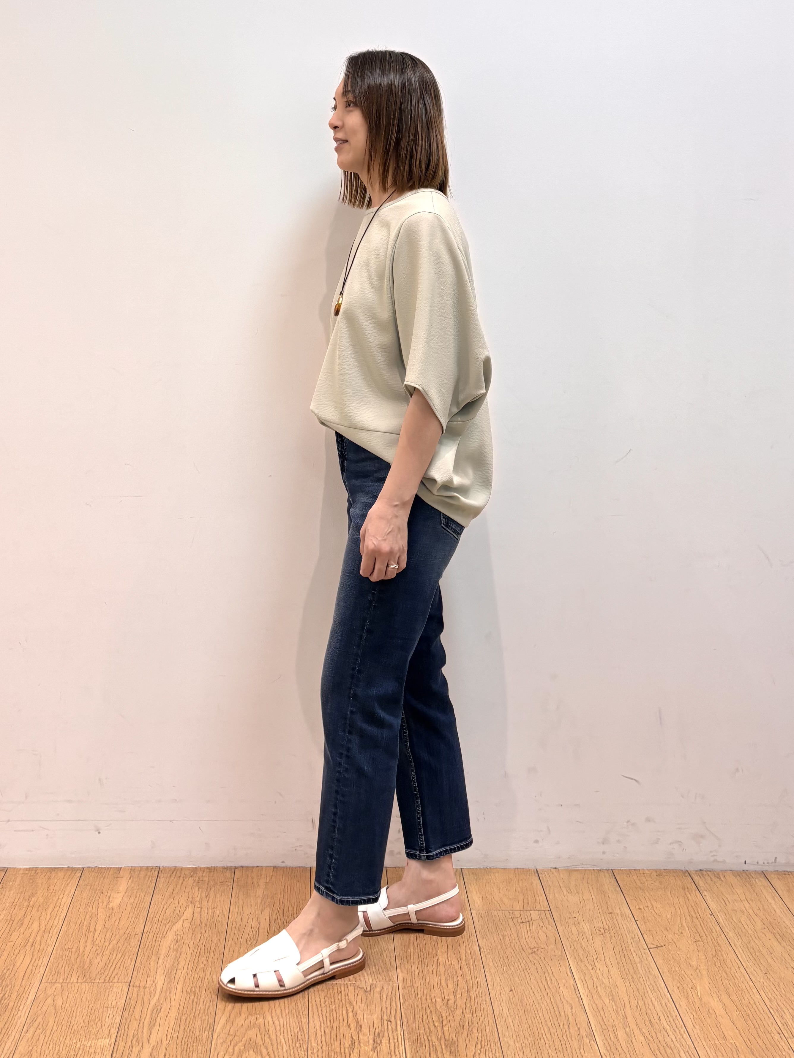 mikkoさんの「INDIVI｜【洗える／2WAY／裾ドロスト付き】 ドルマンスリーブチュニックトップス」を使ったコーディネート