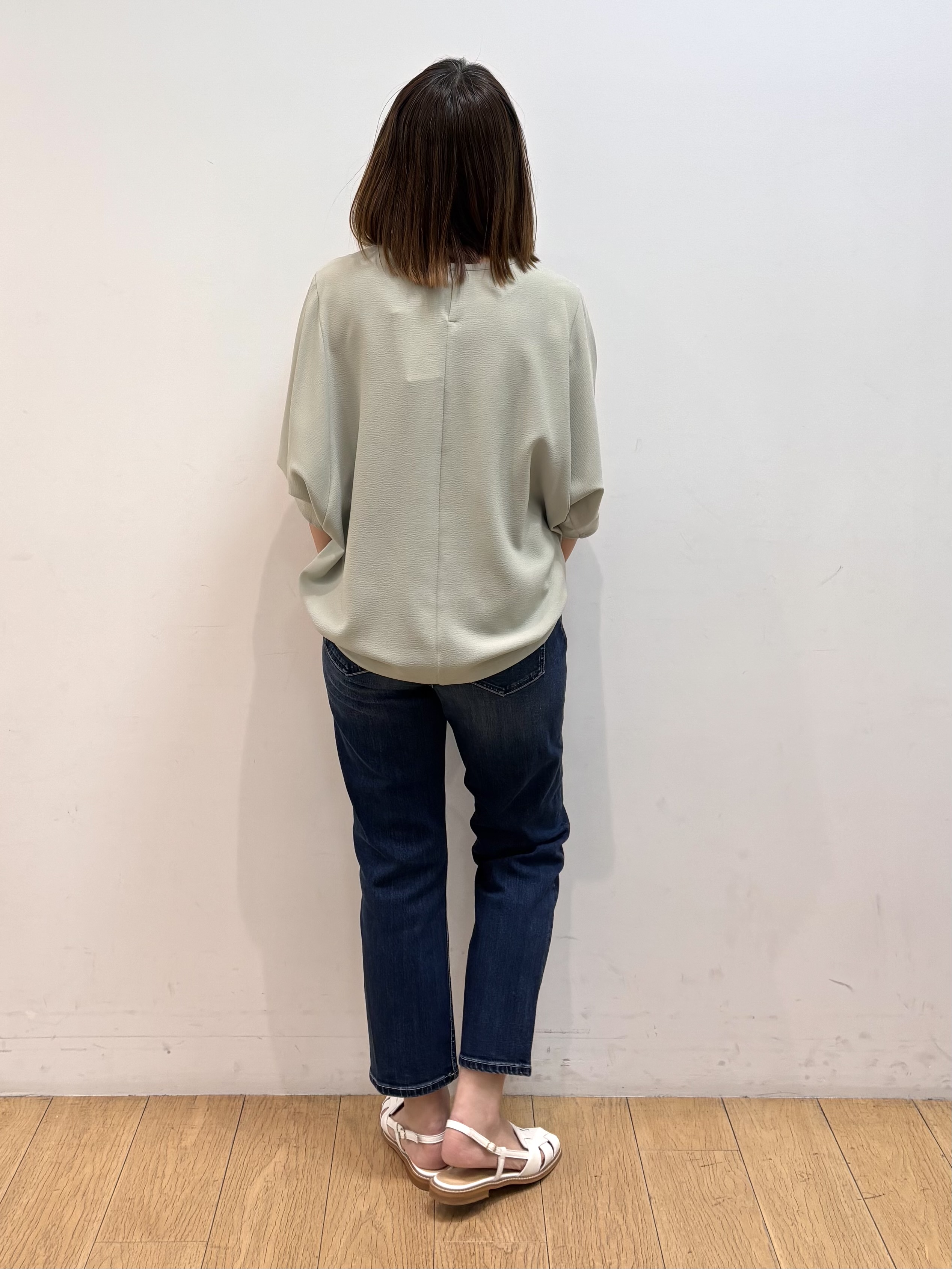 mikkoさんの「INDIVI｜【洗える／2WAY／裾ドロスト付き】 ドルマンスリーブチュニックトップス」を使ったコーディネート