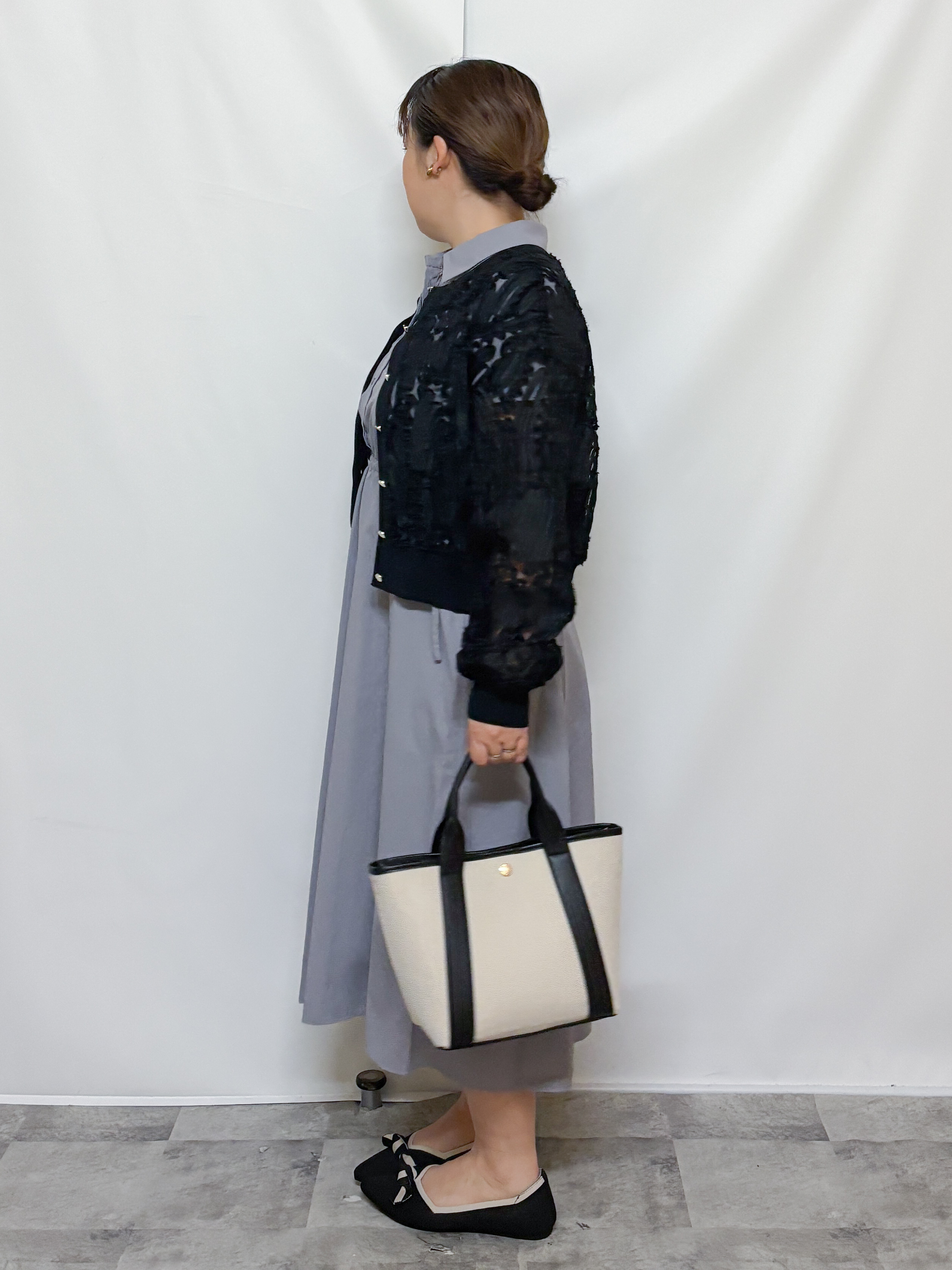 HALさんの「OPAQUE.CLIP｜シアー幾何刺繍カーディガン【洗濯機OK】」を使ったコーディネート