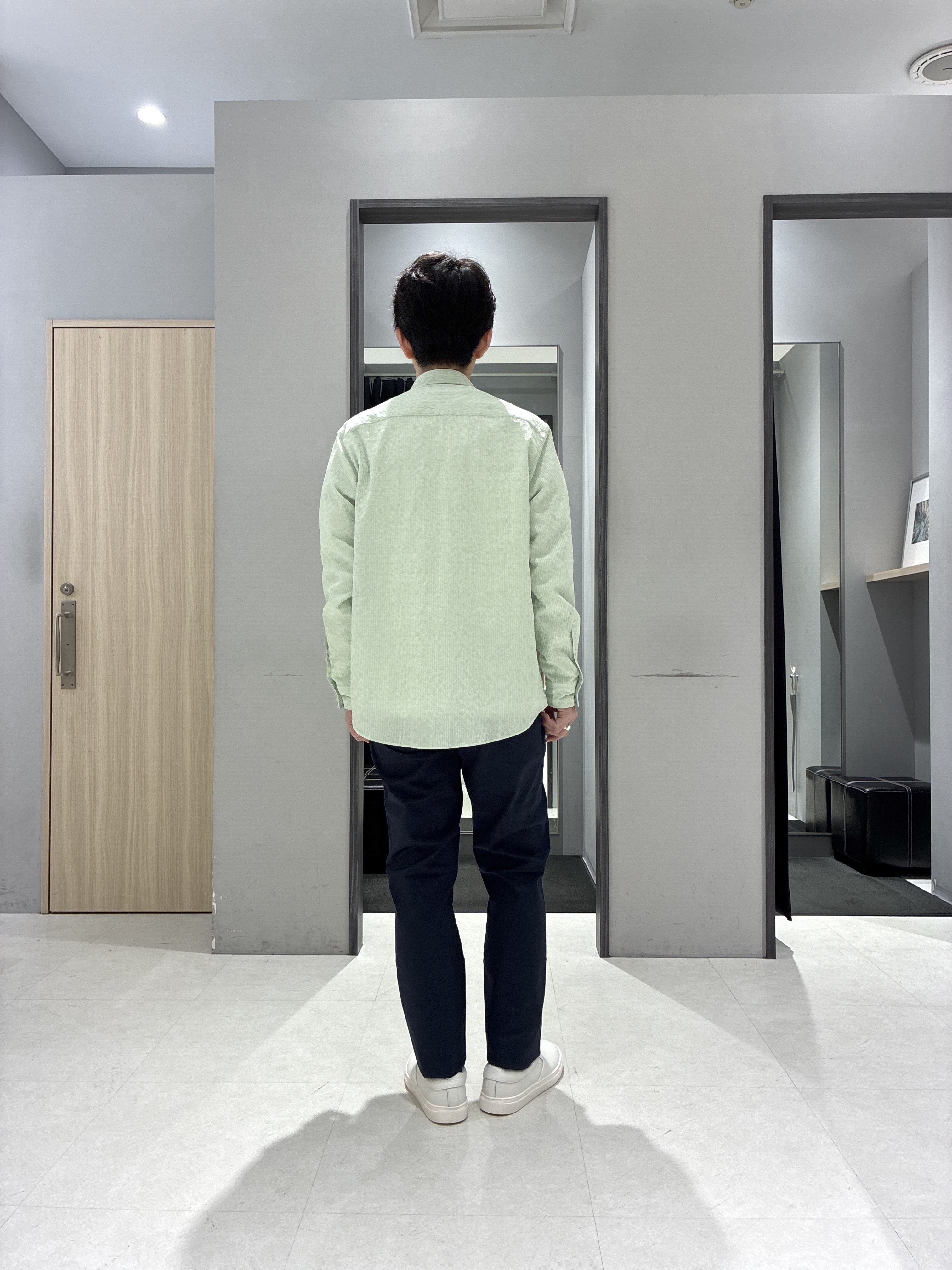 わいずみさんの「TAKEO KIKUCHI｜播州 ドビーストライプ フラワーシャツ」を使ったコーディネート