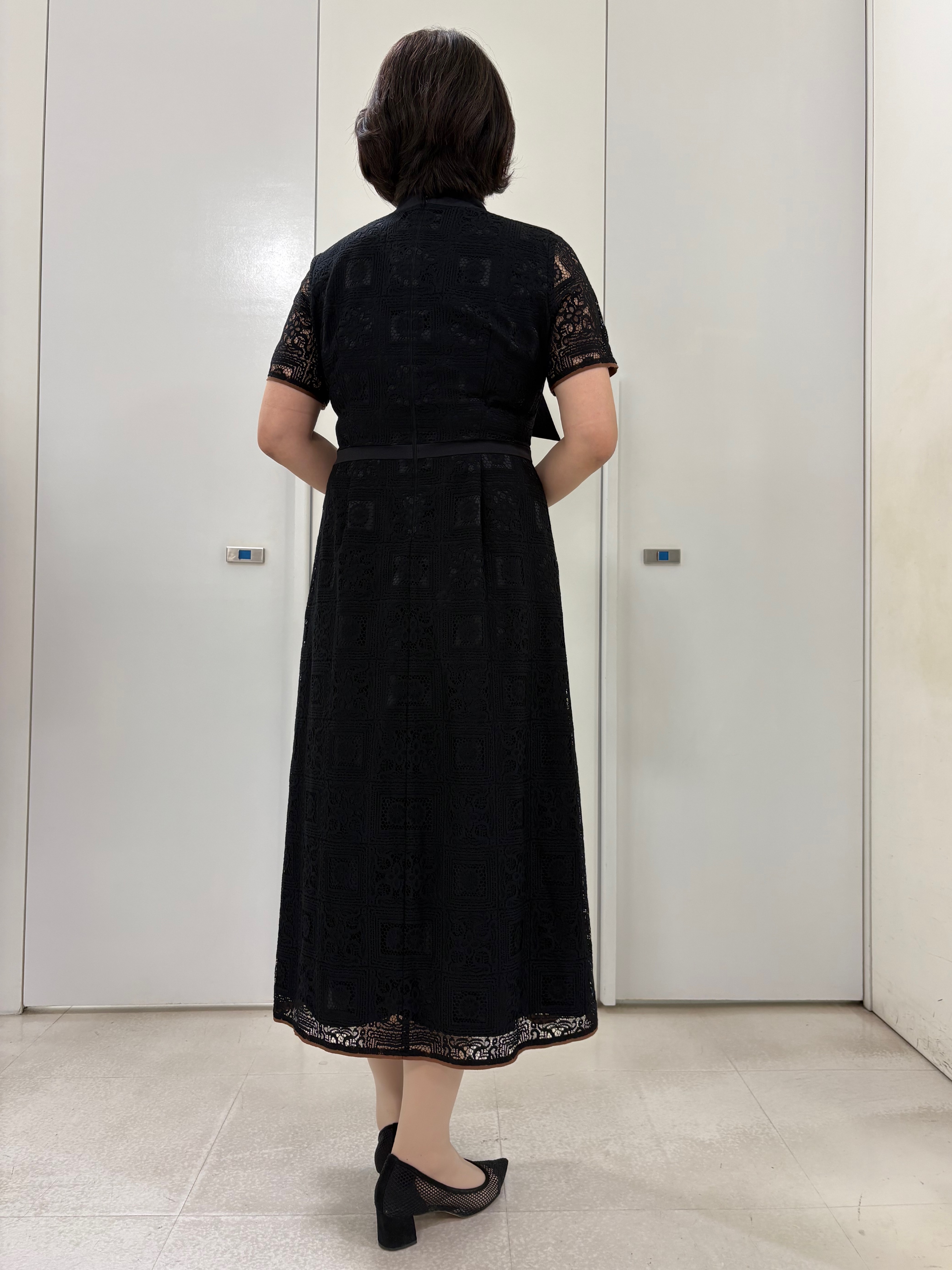 hIさんの「COUP DE CHANCE｜【リボン取り外し可】ボウタイ付レースワンピース」を使ったコーディネート
