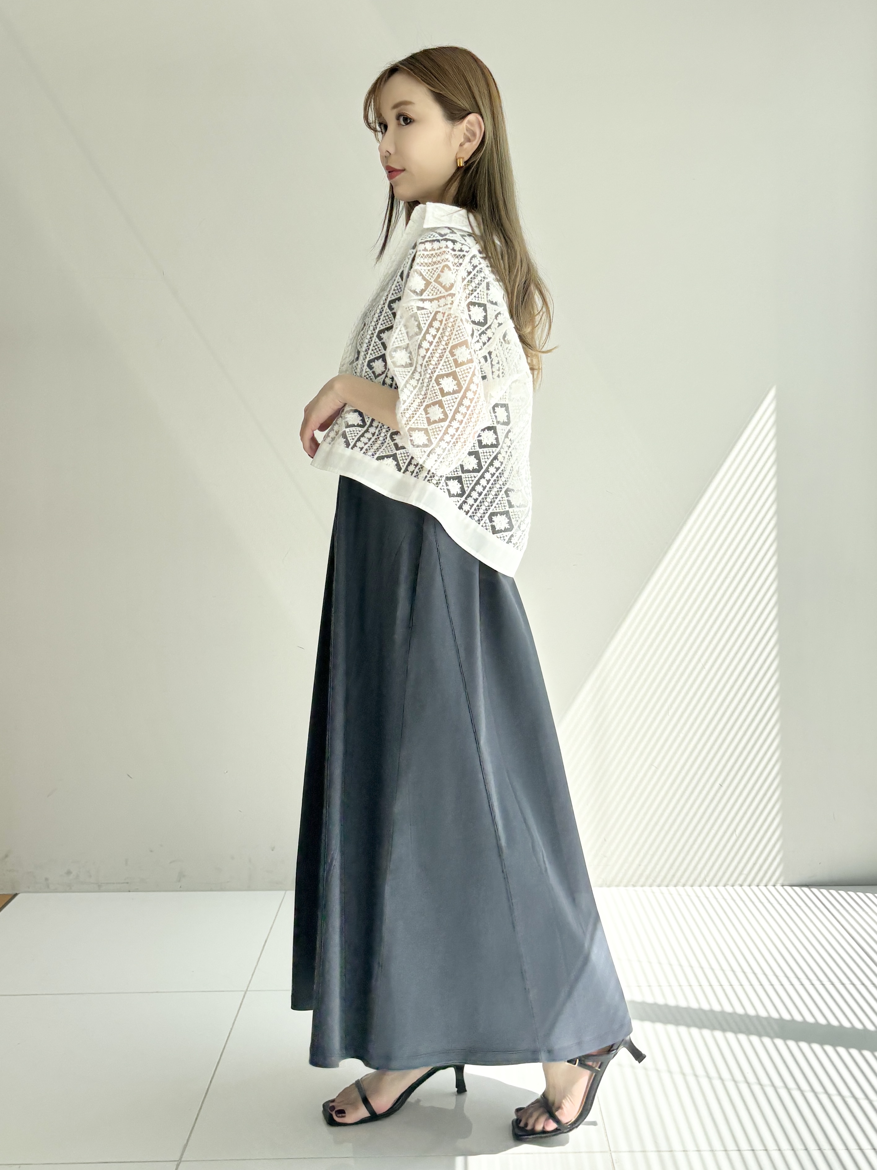 清水夏姫さんの「DRESSTERIOR｜【接触冷感／抗菌防臭／消臭/ウォッシャブル】アイスクリアコットン フレンチスリーブワンピース」を使ったコーディネート