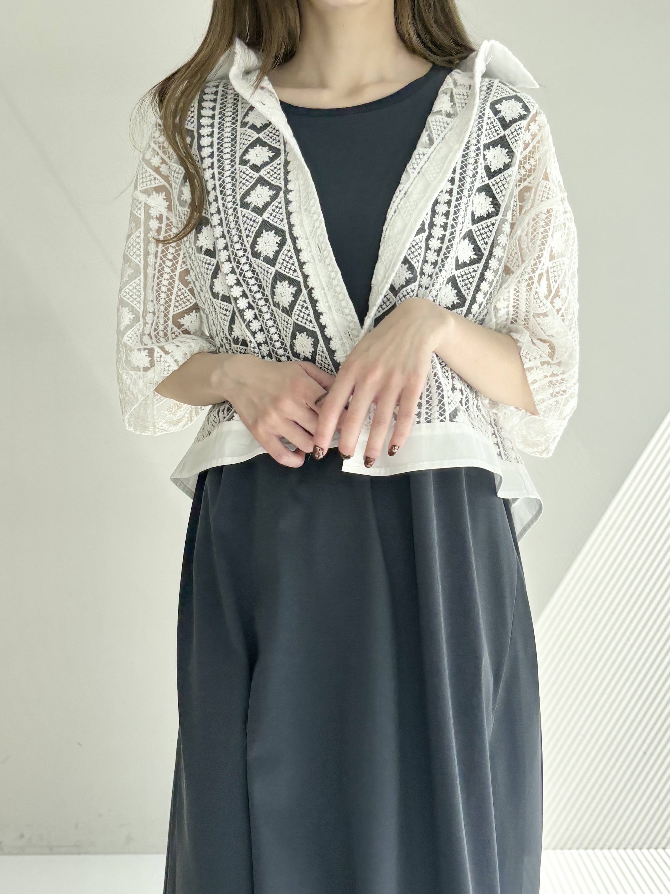 清水夏姫さんの「DRESSTERIOR｜【接触冷感／抗菌防臭／消臭/ウォッシャブル】アイスクリアコットン フレンチスリーブワンピース」を使ったコーディネート