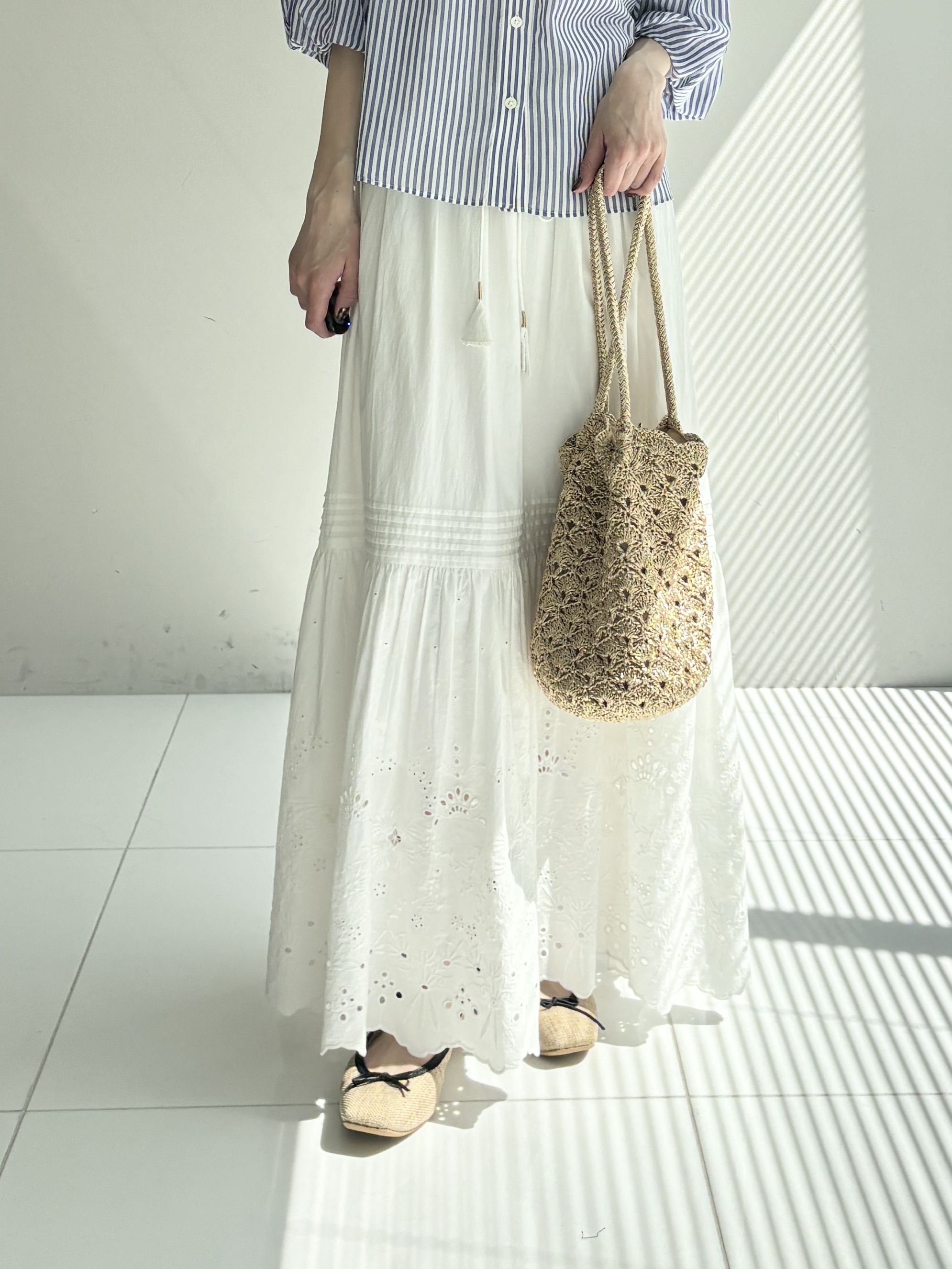 清水夏姫さんの「DRESSTERIOR｜【otonaMUSE5月号掲載/ウォッシャブル】ロンドンストライプクレリックブラウス」を使ったコーディネート