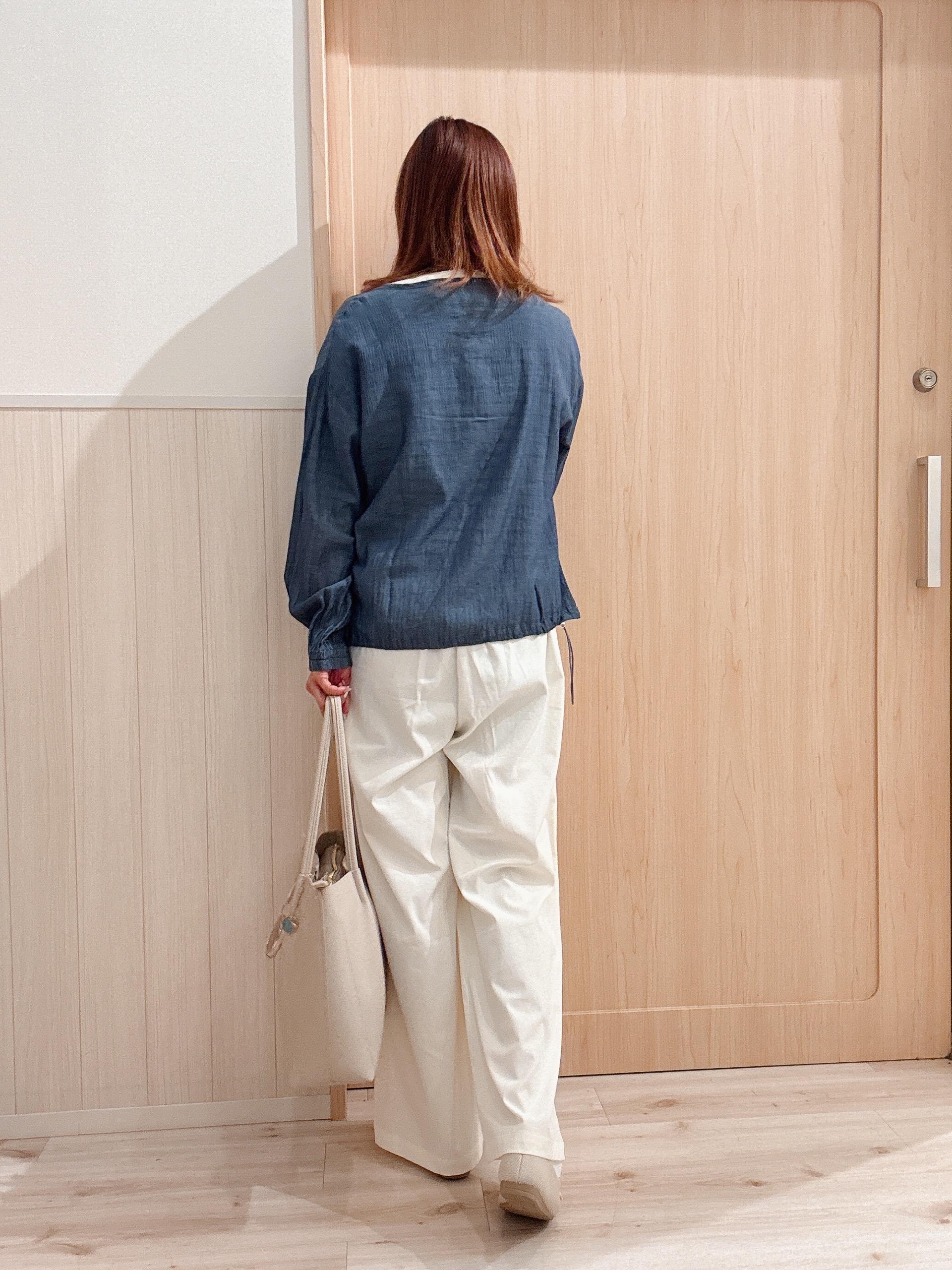 モカさんの「SHOO･LA･RUE｜【毎日洗える/S-LL/ひんやり/UV】上半身すっきり 二の腕見せない5分袖ニット」を使ったコーディネート