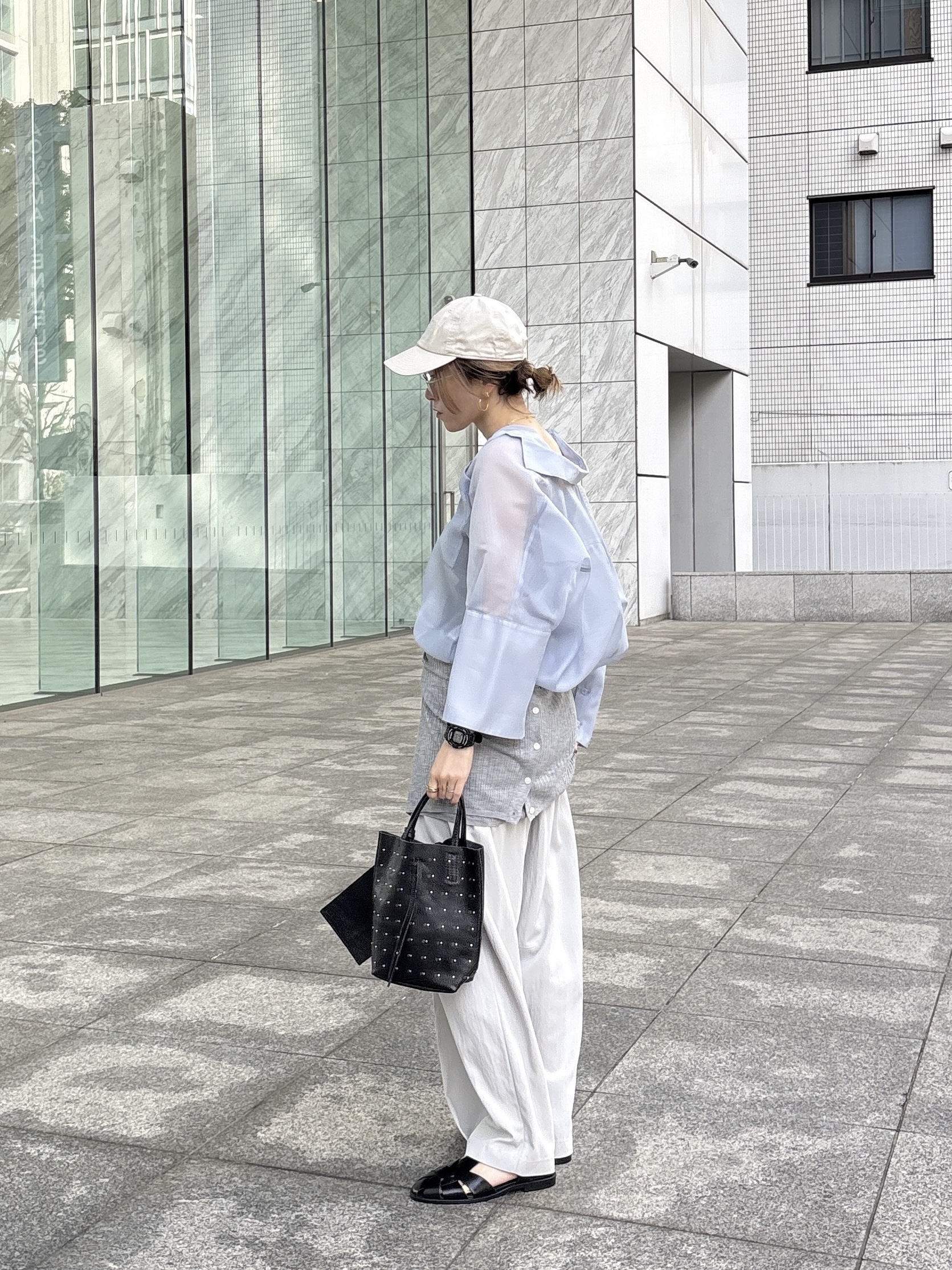 kotakiさんの「INDIVI｜【接触冷感】シアーコクーンブラウス」を使ったコーディネート