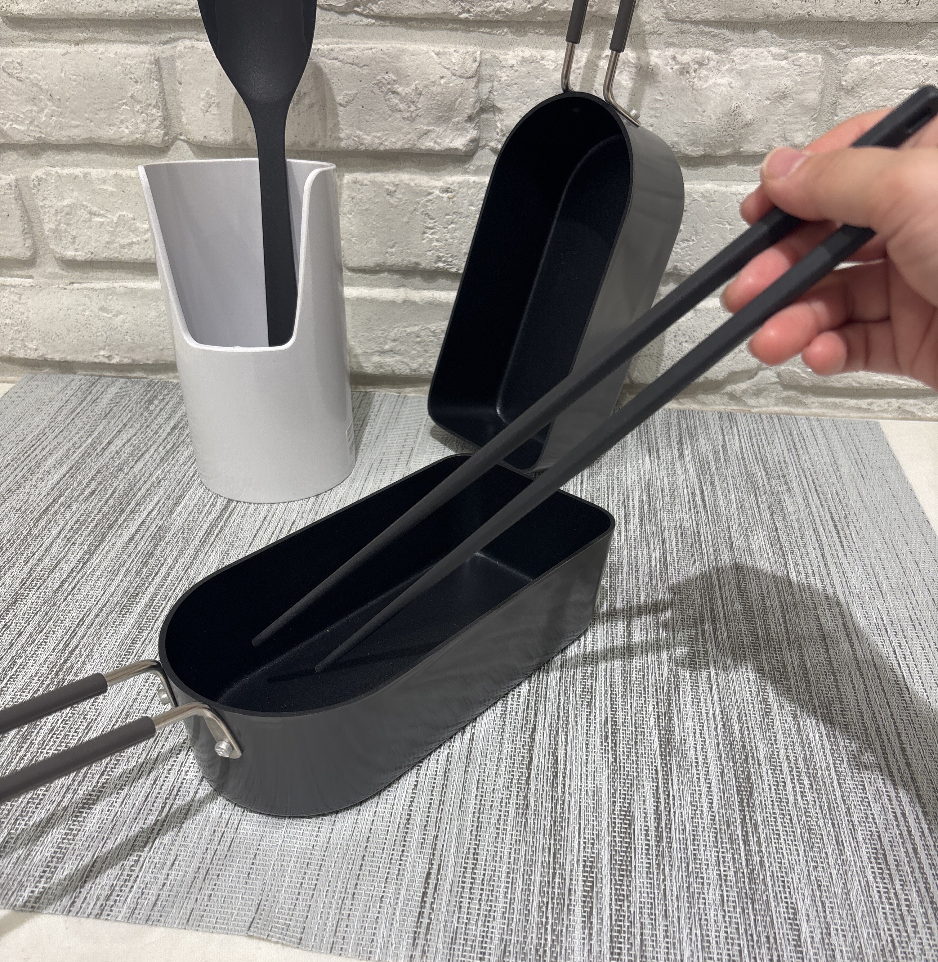 kamekameさんの「212 KITCHEN STORE｜スティックパンオーバルパン チャコール」を使ったコーディネート