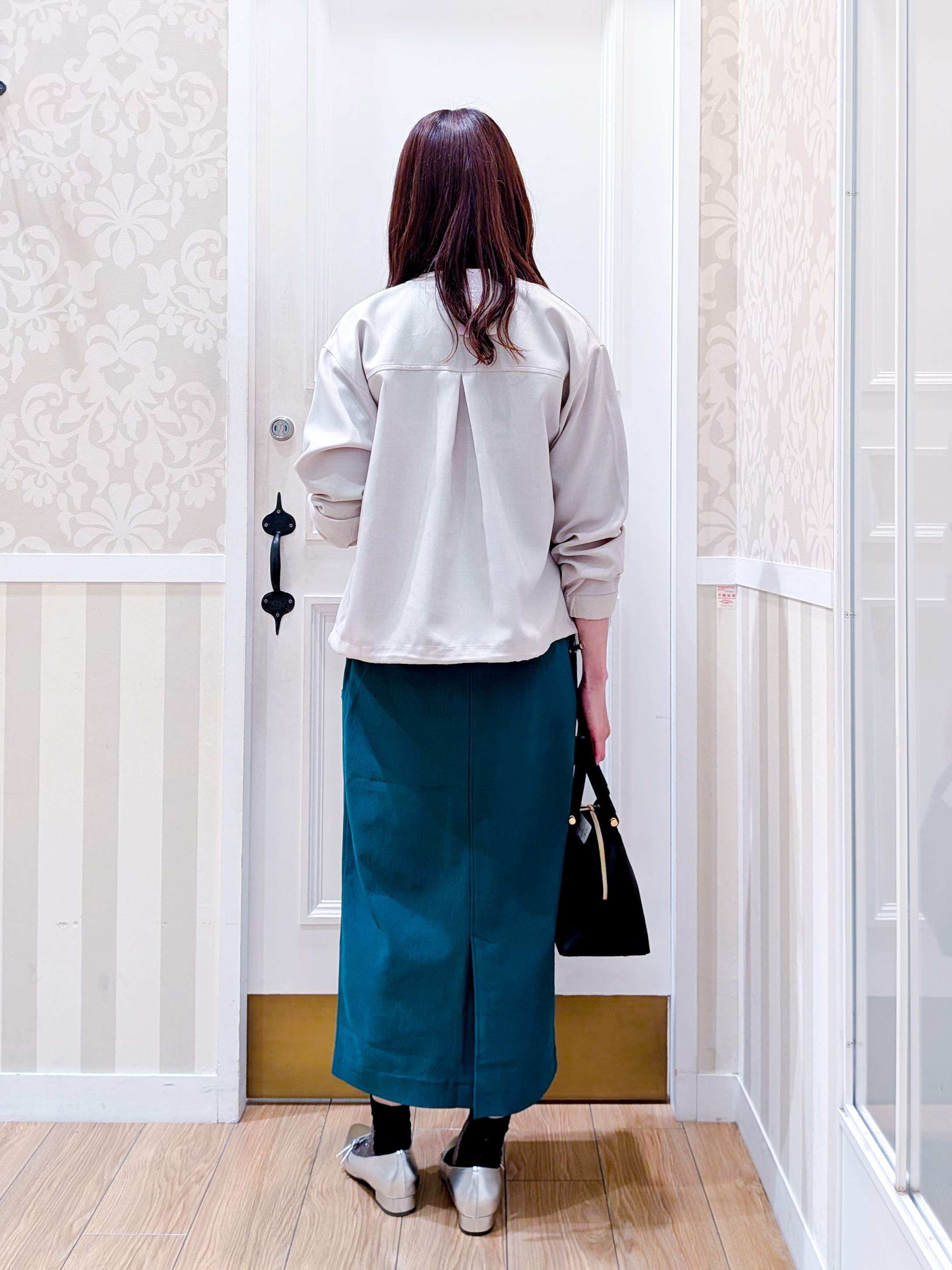 maiさんの「grove｜【貴島明日香さん着用・洗える】麻調ノーカラーブルゾン」を使ったコーディネート