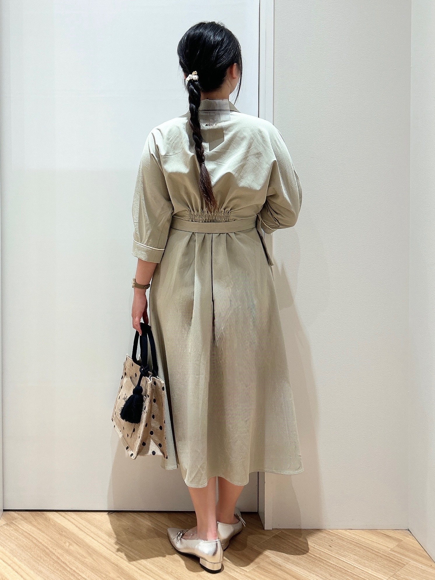みいさんの「grove｜【貴島明日香さん着用・美シルエット】ウエストタック配色ワンピース」を使ったコーディネート