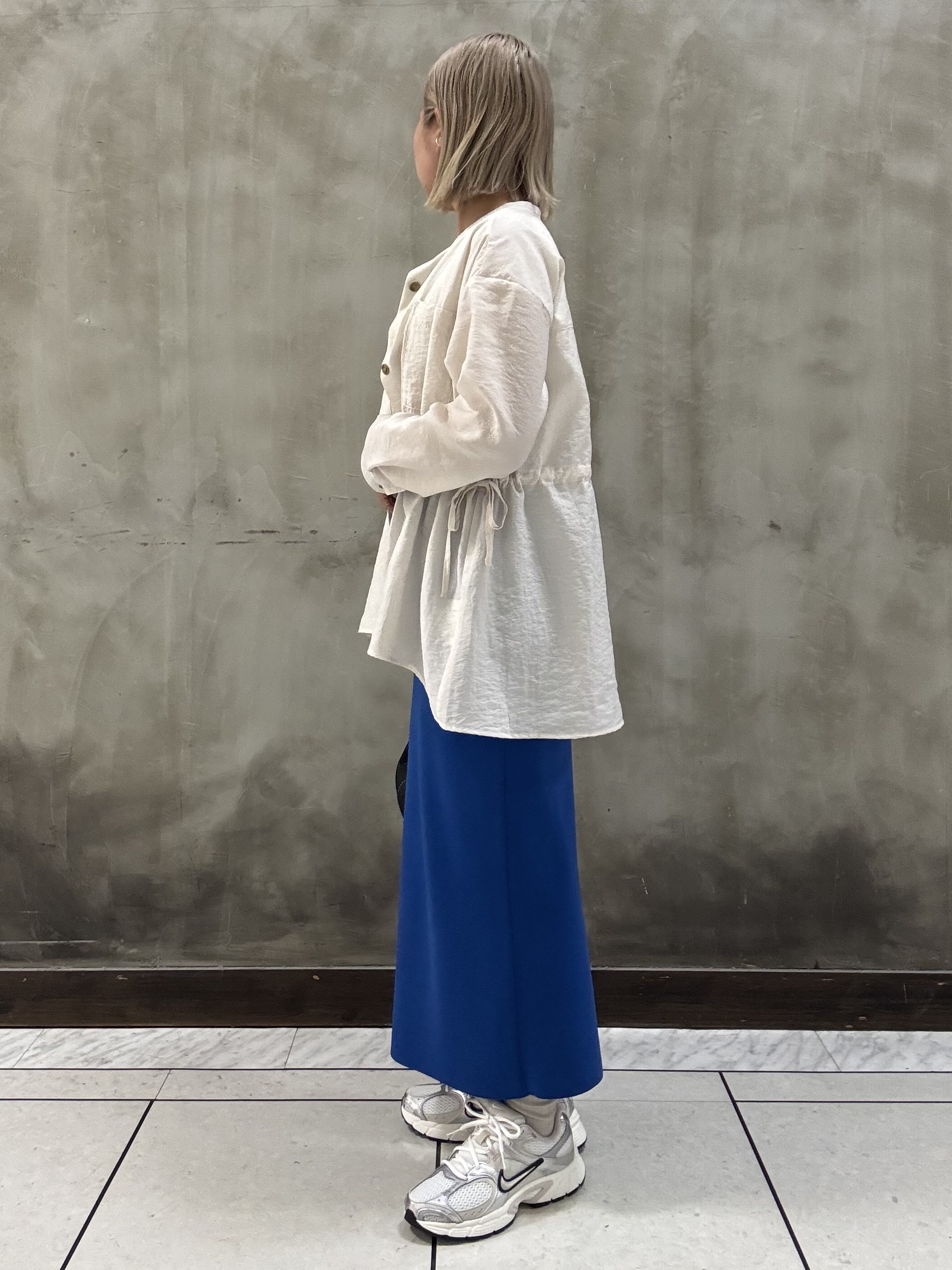 minaさんの「grove｜高評価！【体型カバー・洗える】シアーサファリシャツジャケット」を使ったコーディネート
