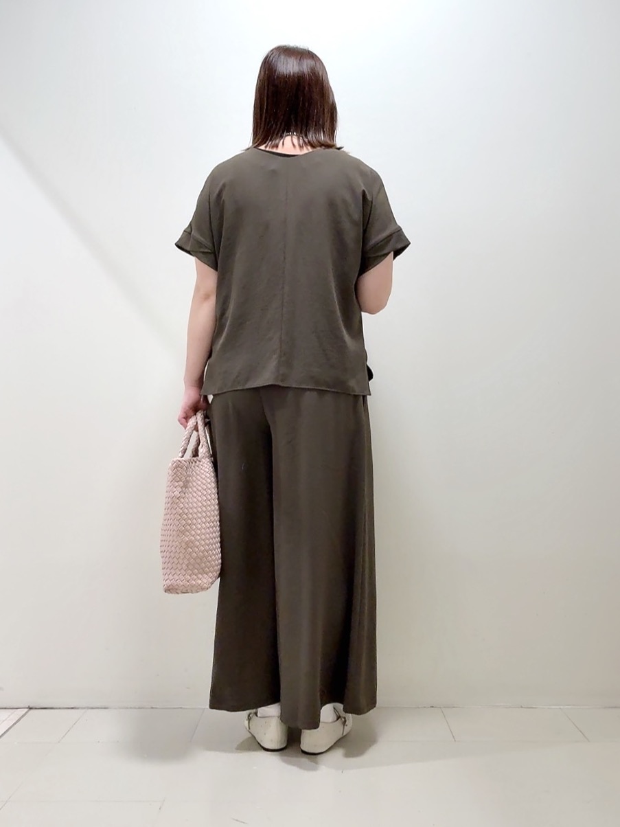 YUIさんの「UNTITLED｜【洗える/ストレッチ性】ダブルブレストジャケット」を使ったコーディネート