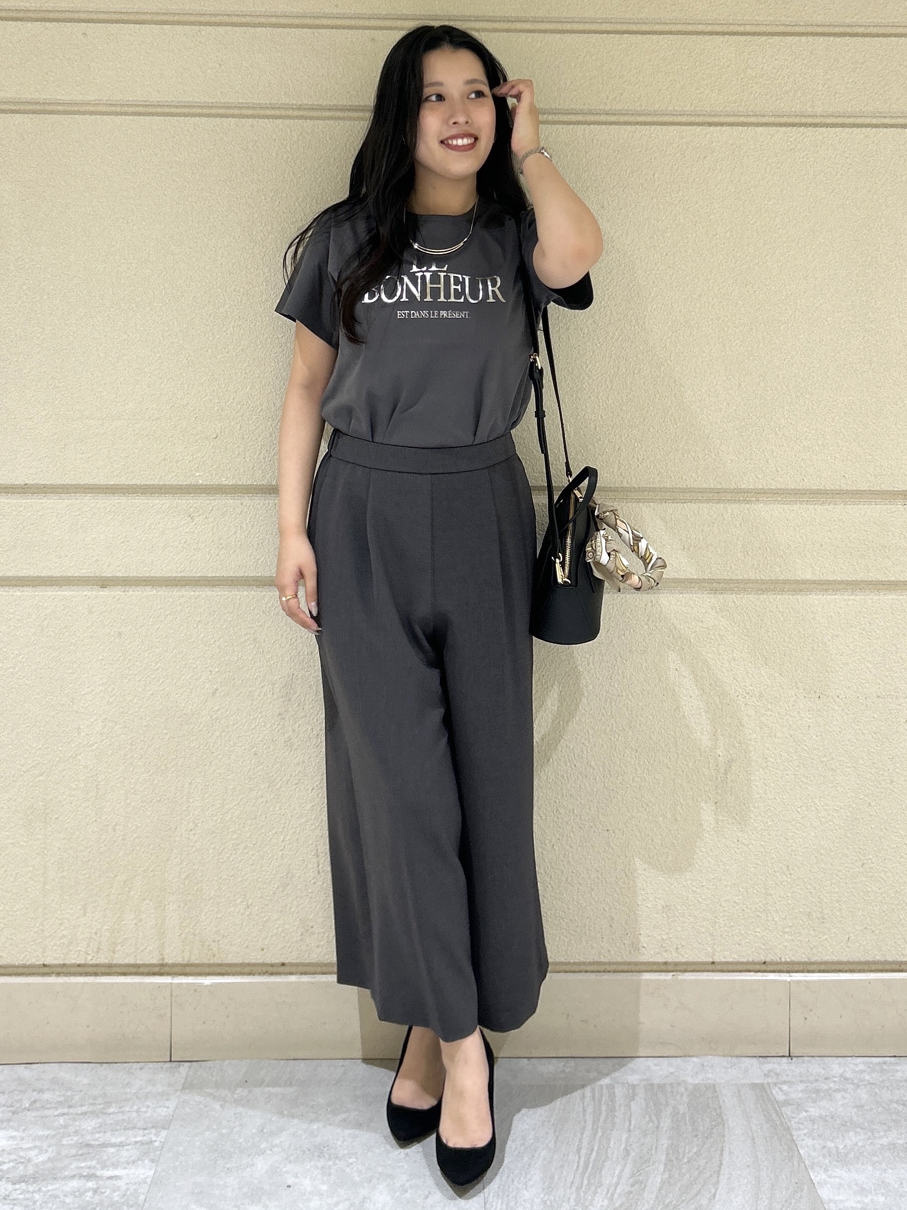 Momokaさんの「COUP DE CHANCE｜【手洗い可／日本製】半袖ロゴTシャツ」を使ったコーディネート