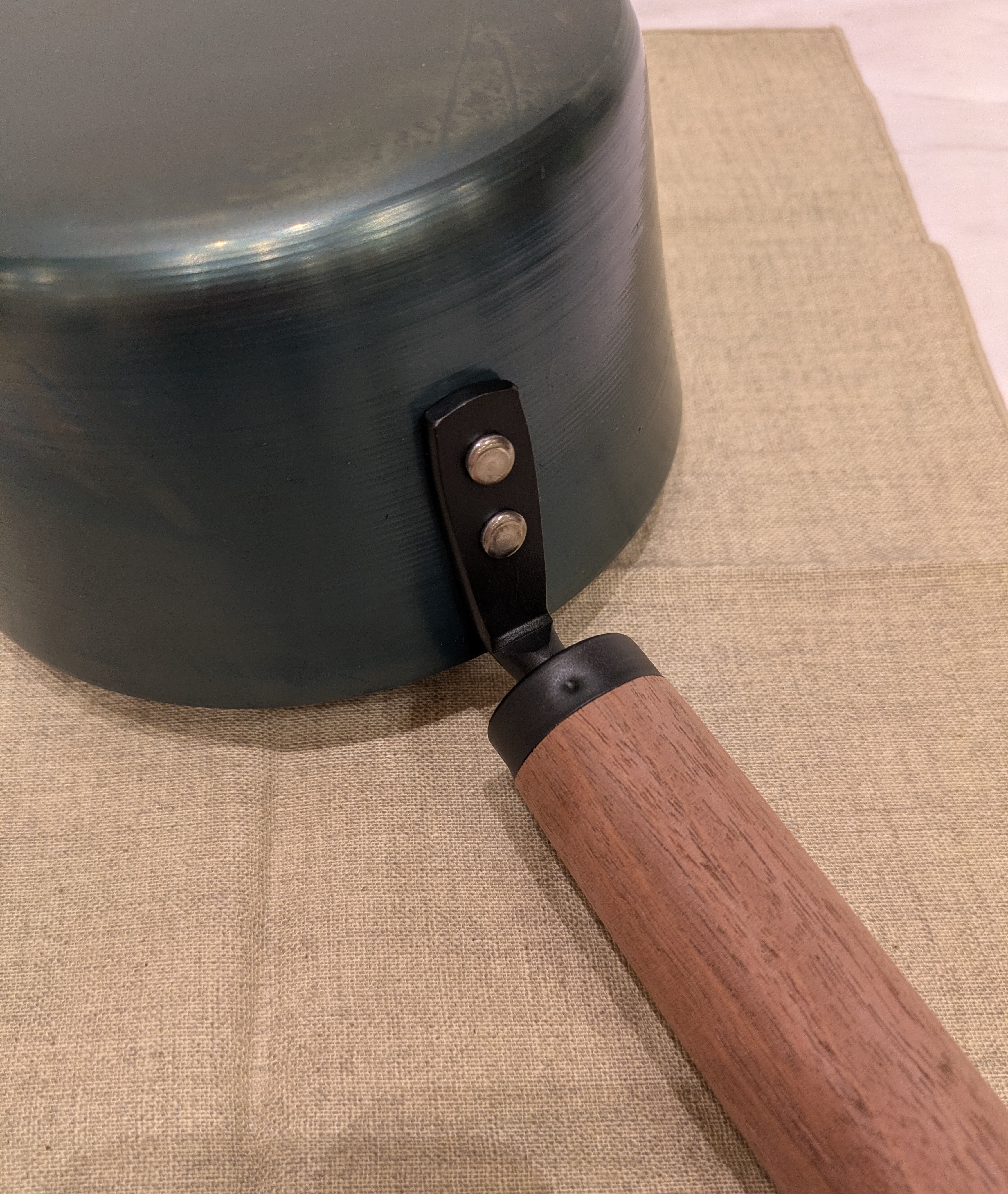 みみみさんの「212 KITCHEN STORE｜お味噌汁パン 16cm ウォルナット <藤田金属＞」を使ったコーディネート