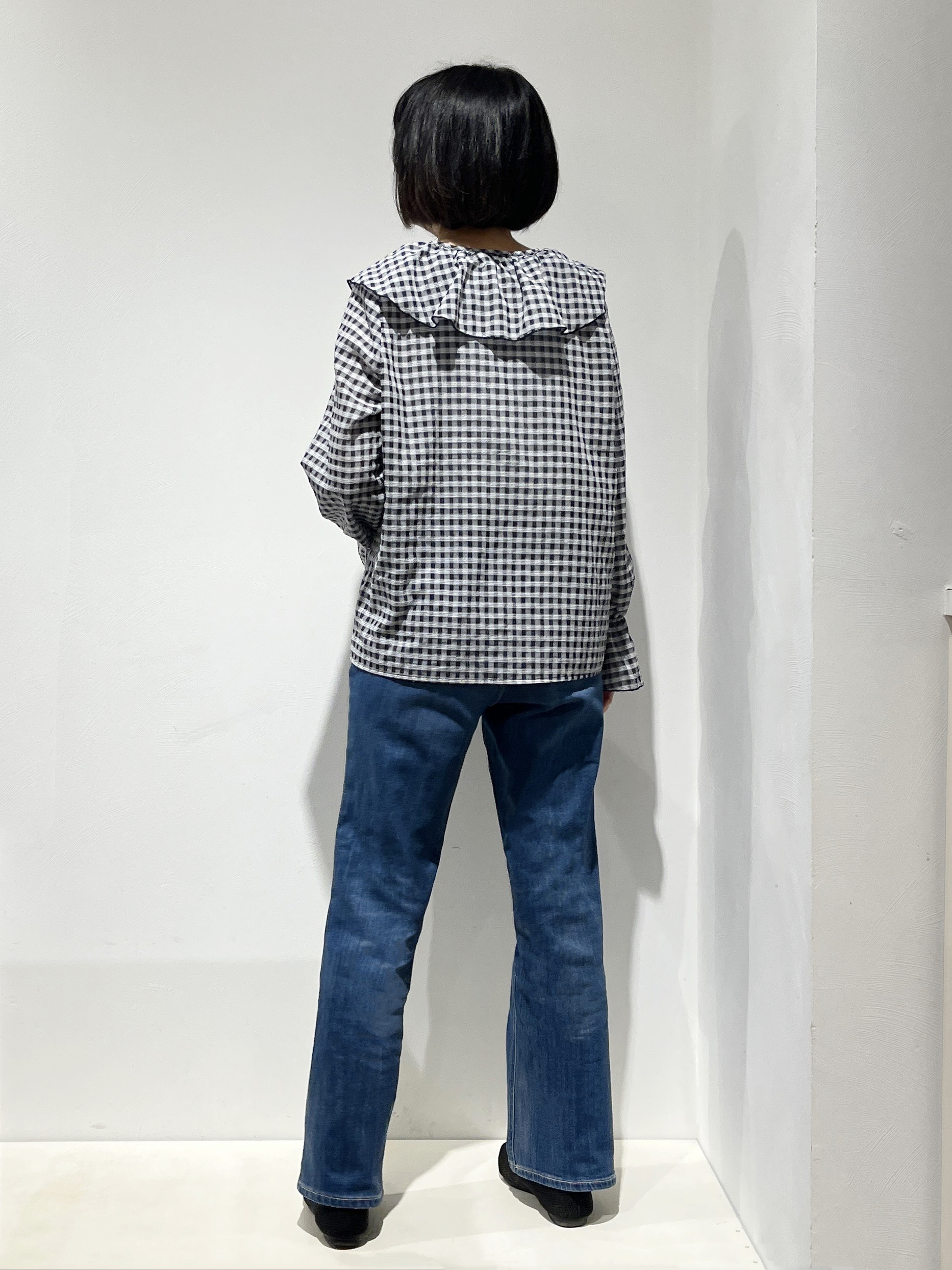 Fujiharuさんの「grove｜【貴島明日香さん着用】【撥水／シルエット2WAY】軽やかミドルトレンチコート」を使ったコーディネート