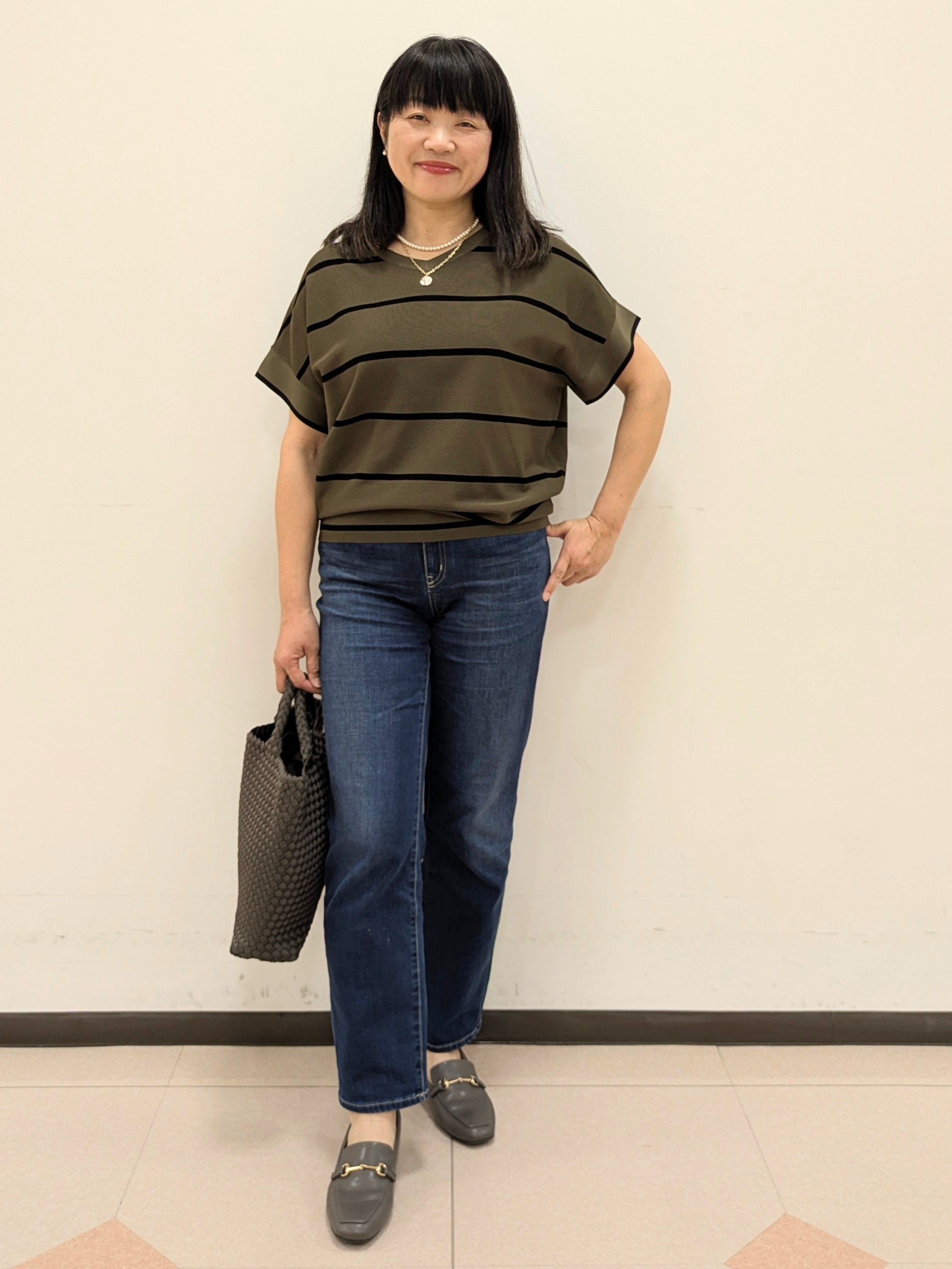 ともさんの「UNTITLED｜【11色展開/体型カバー】前後2WAYフレンチスリーブニット」を使ったコーディネート