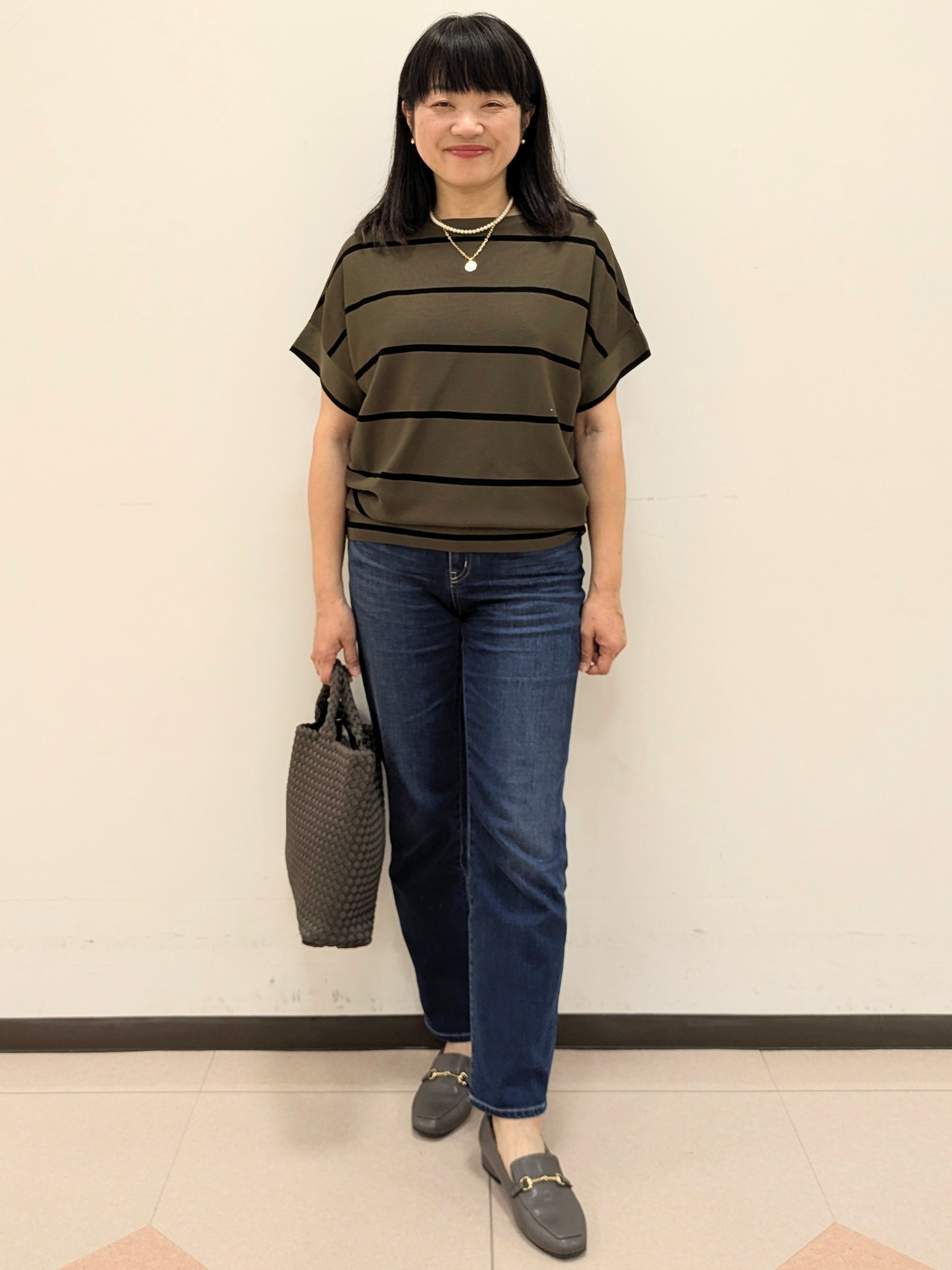 ともさんの「UNTITLED｜【11色展開/体型カバー】前後2WAYフレンチスリーブニット」を使ったコーディネート