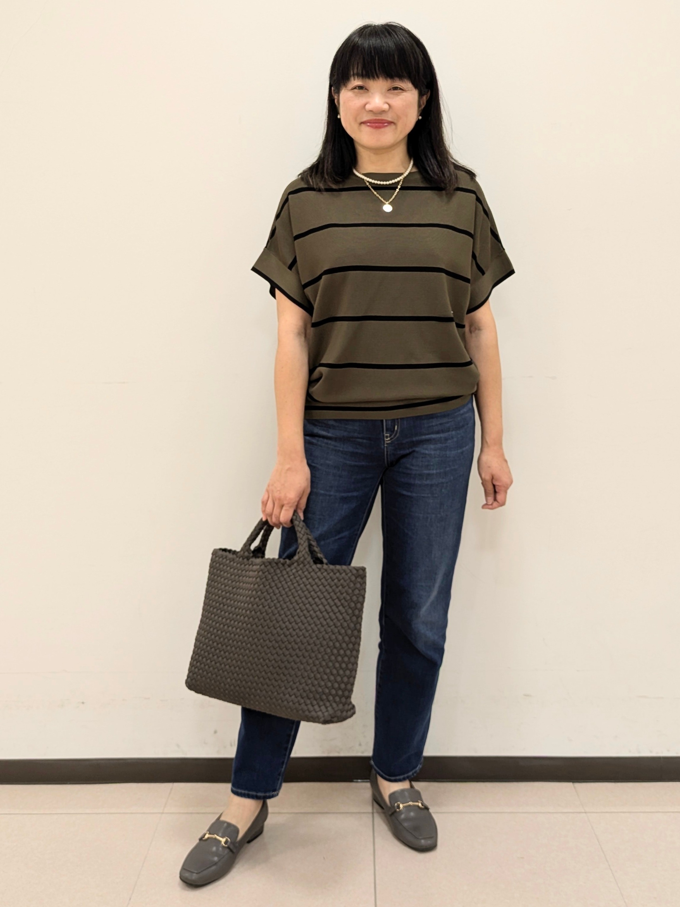 ともさんの「UNTITLED｜【11色展開/体型カバー】前後2WAYフレンチスリーブニット」を使ったコーディネート