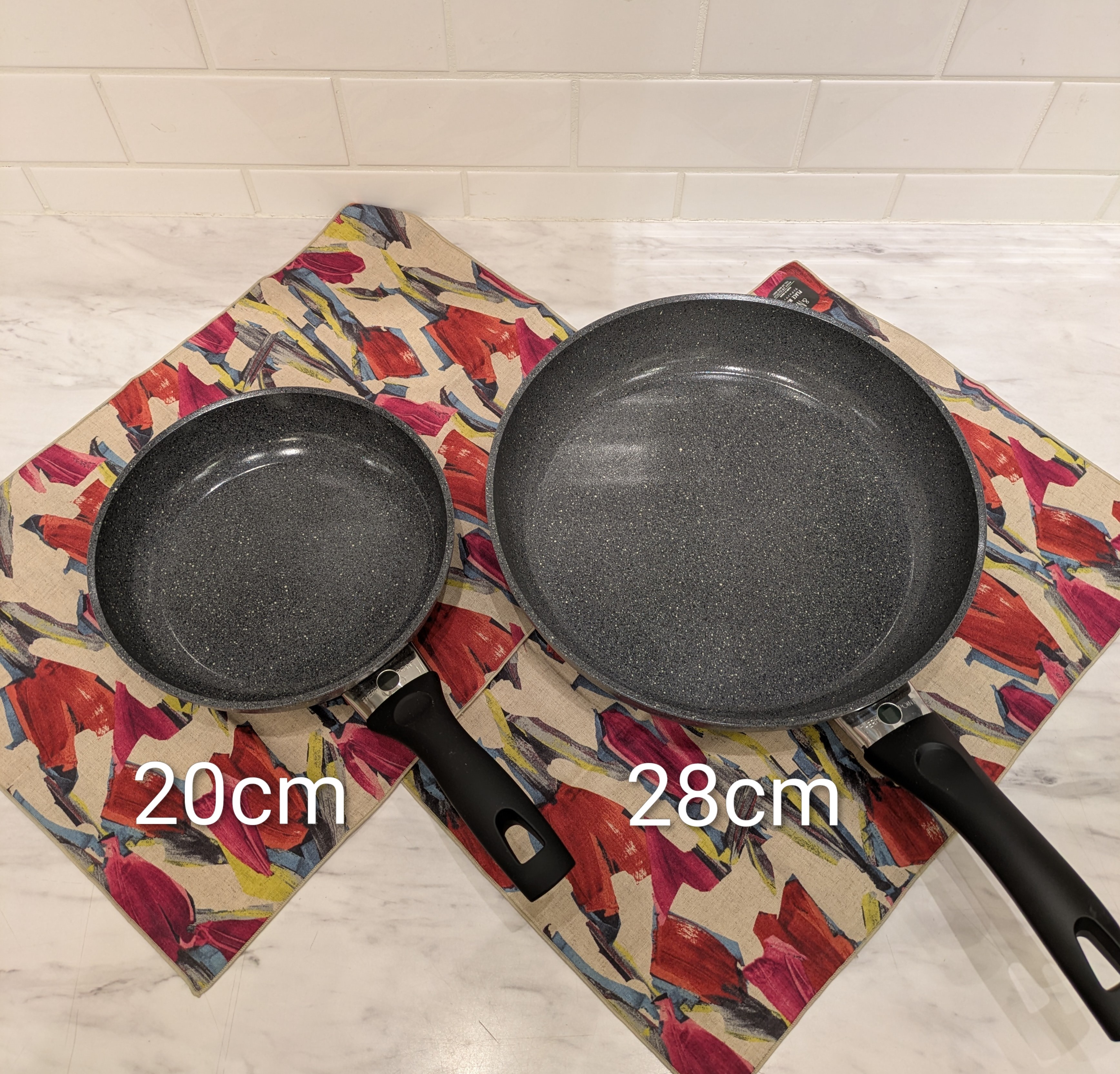 みみみさんの「212 KITCHEN STORE｜ナイロンビーター ＜ZWILLING ツヴィリング＞」を使ったコーディネート