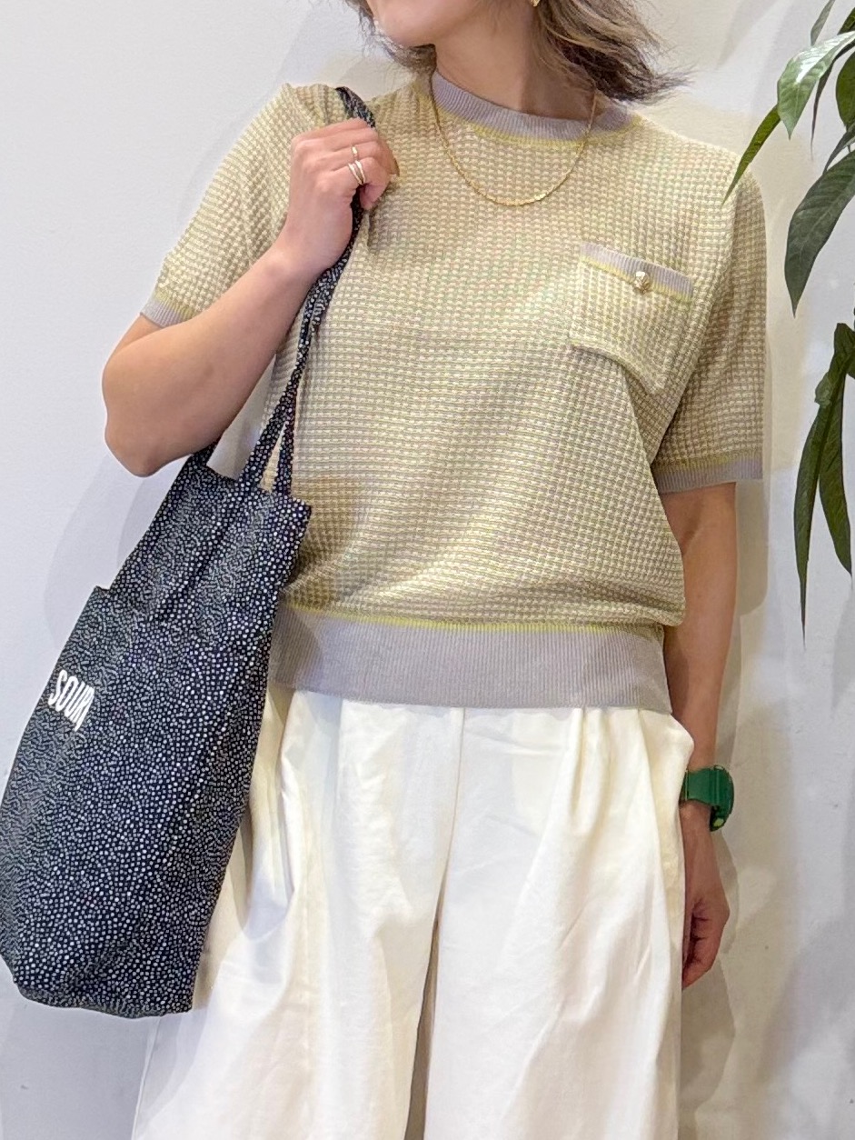 misakiさんの「SHOO･LA･RUE｜【洗濯機可/S-LL】金ボタンが上品 カノコ編み配色クルーネックニット」を使ったコーディネート