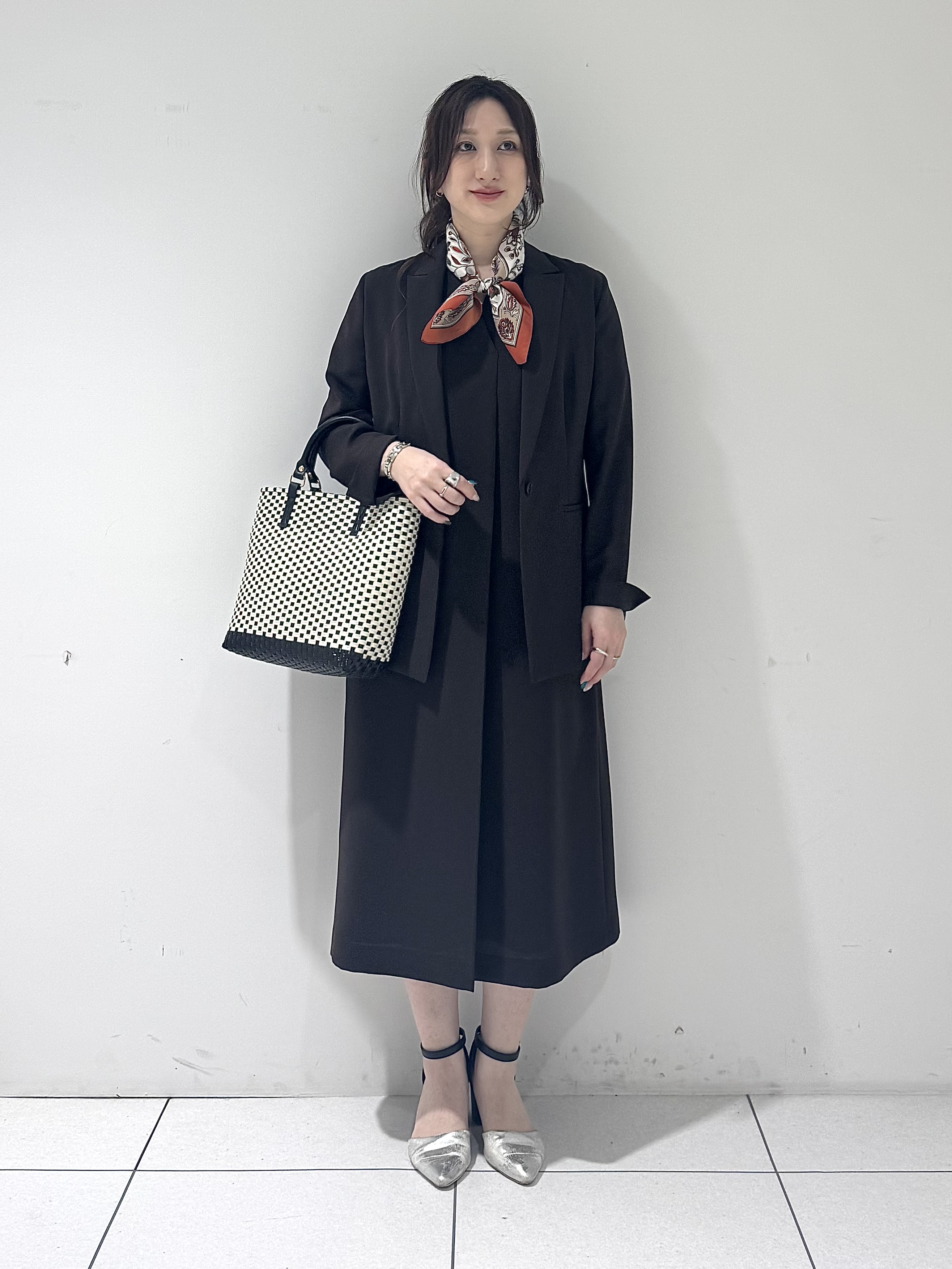 そんさんの「INDIVI｜【洗える／UVケア／麻調】シングルジャケット」を使ったコーディネート
