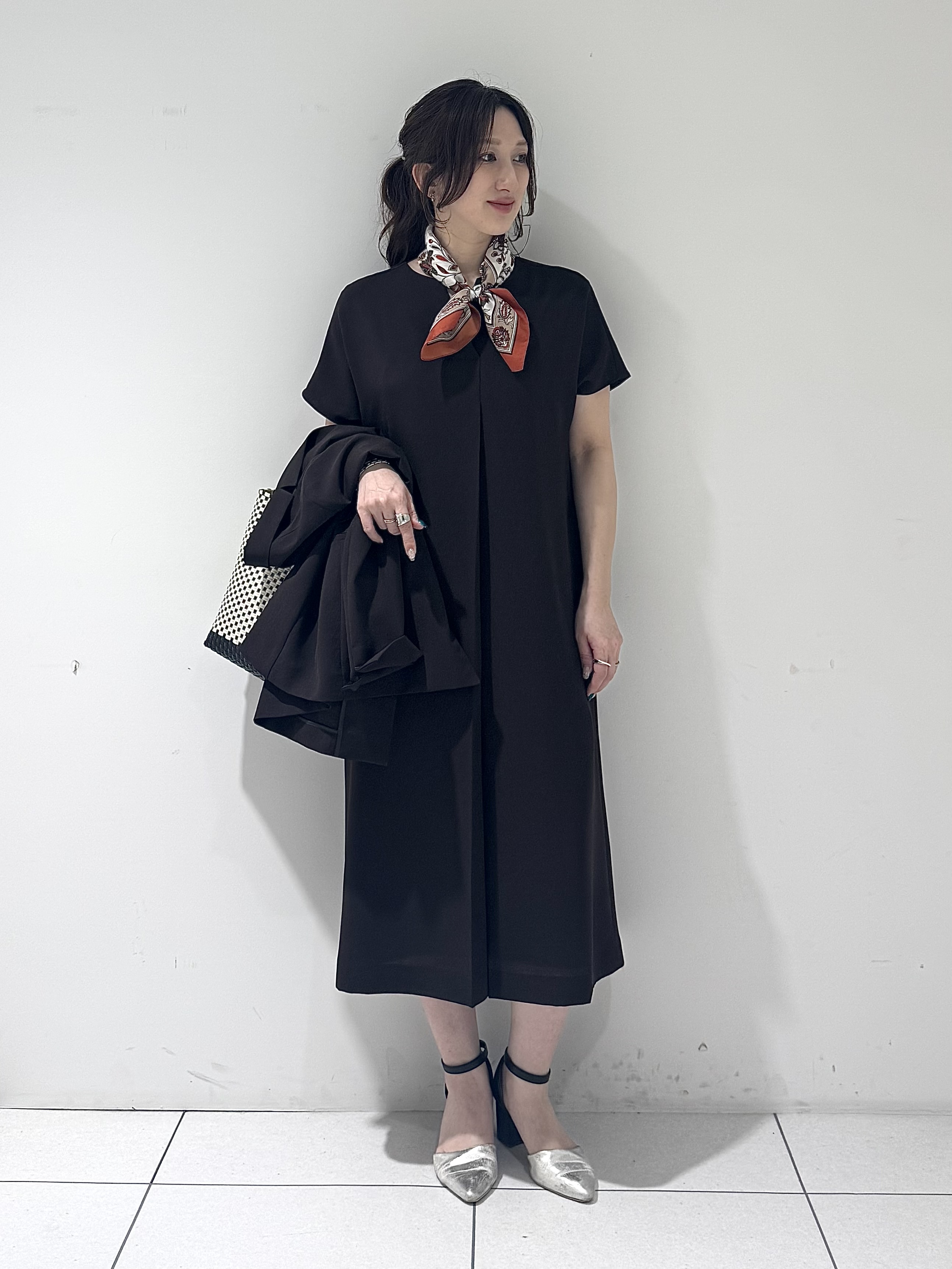 そんさんの「INDIVI｜【洗える／UVケア／麻調】シングルジャケット」を使ったコーディネート