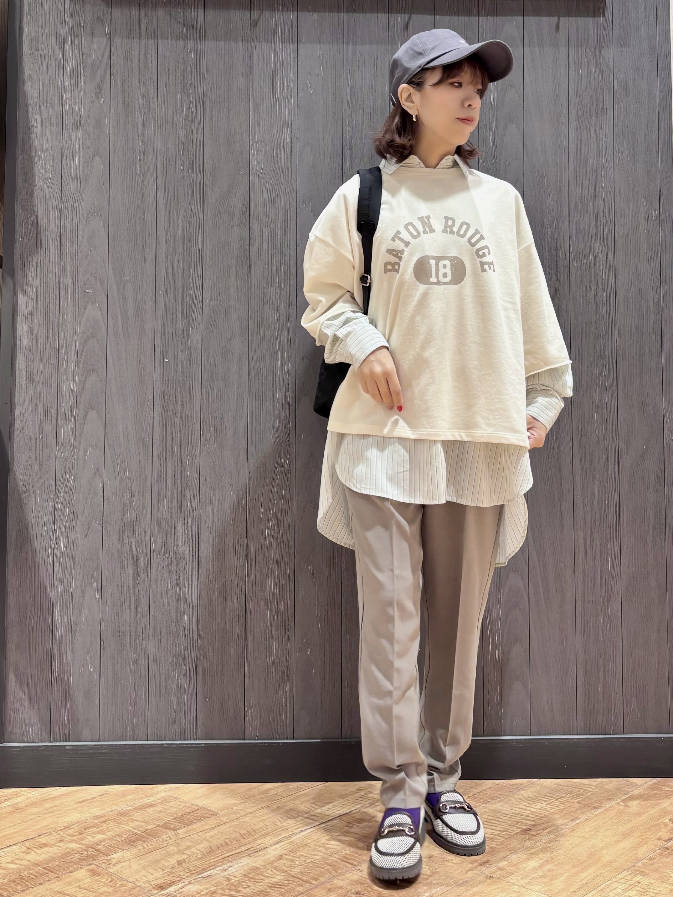meiさんの「SHOO･LA･RUE｜【洗濯機可/S-LL/選べる6柄】切りっぱなしお袖がこなれカジュアル 5分袖シアーTシャツ」を使ったコーディネート