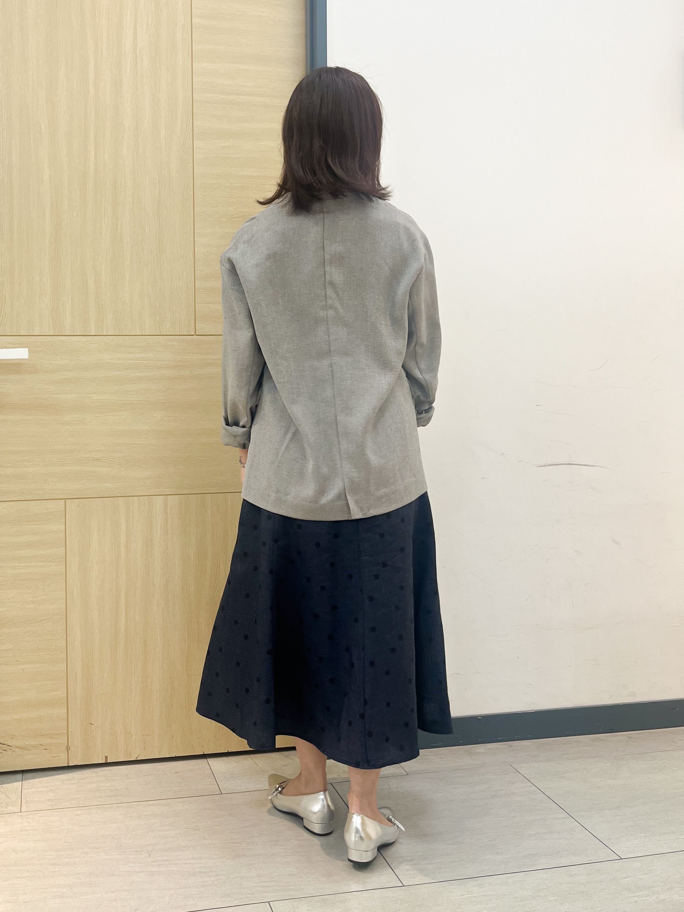 YOさんの「grove｜【貴島明日香さん着用】リネンライクカラーレスジャケット」を使ったコーディネート