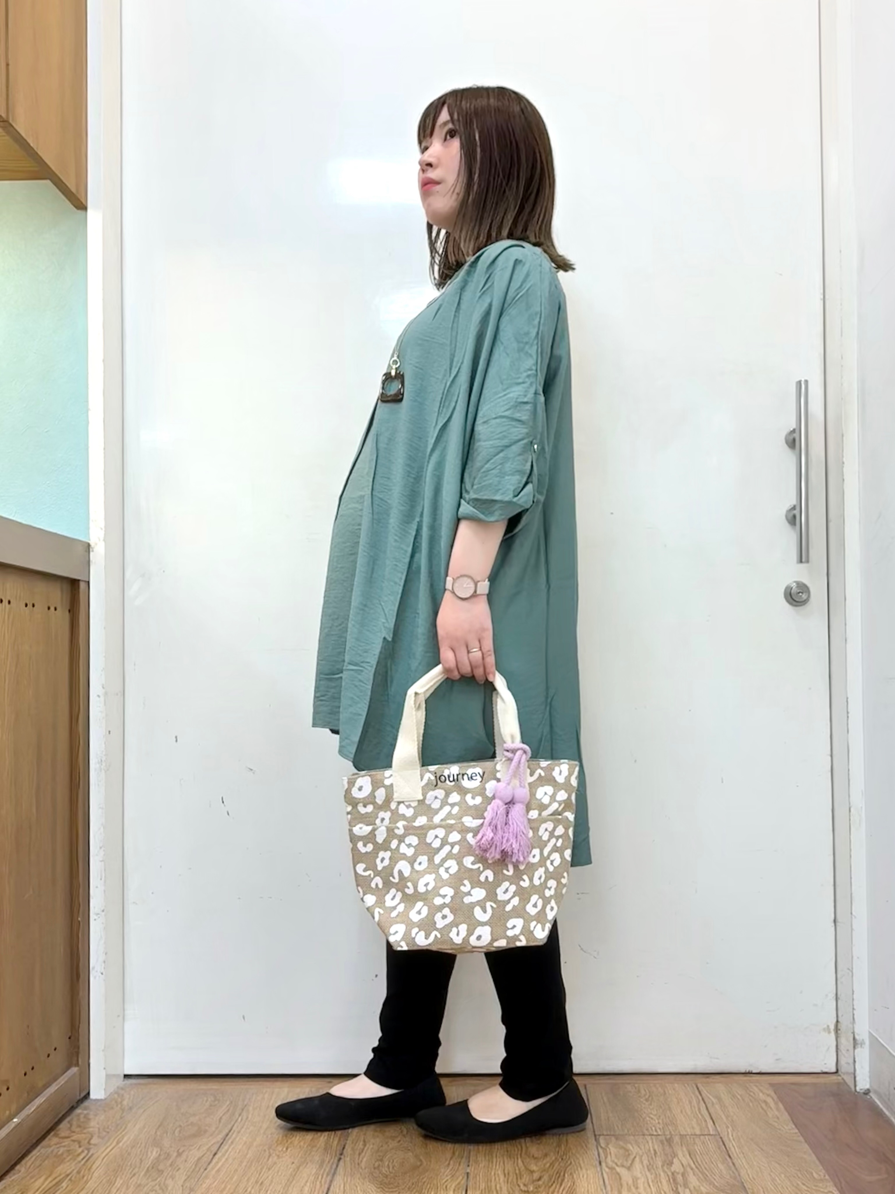だいわさんの「SHOO･LA･RUE｜【ひんやり/S-LL/洗濯機可】体型カバー叶える 大人のゆるドルマンチュニック」を使ったコーディネート