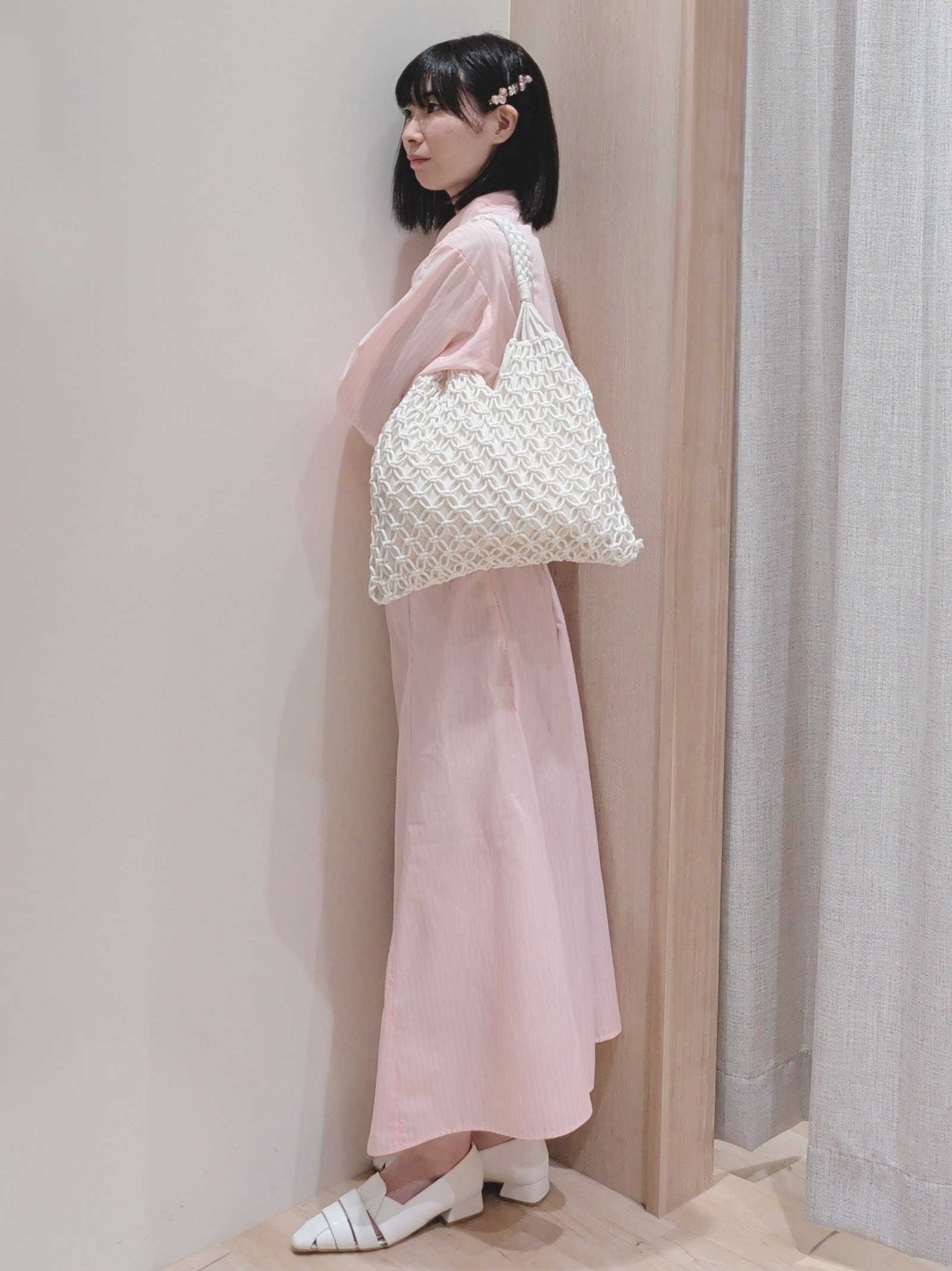 Yuiさんの「grove｜【貴島明日香さん着用／イージーケア／接触冷感】麻混クロップドシャツ」を使ったコーディネート